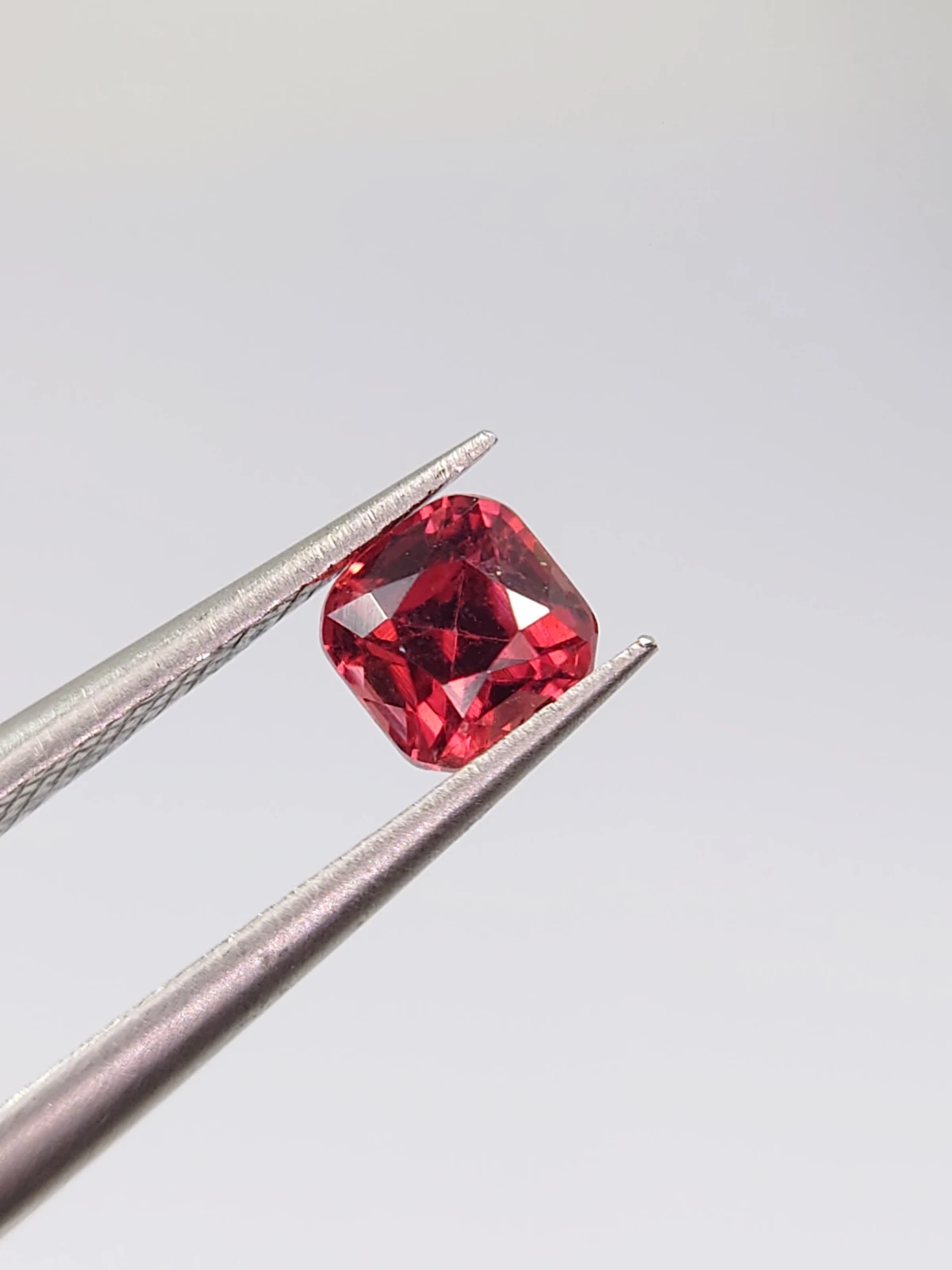 0.59ct Natural Umbalite Garnet Square Cut Loose Gemstone From Malawi — view 3