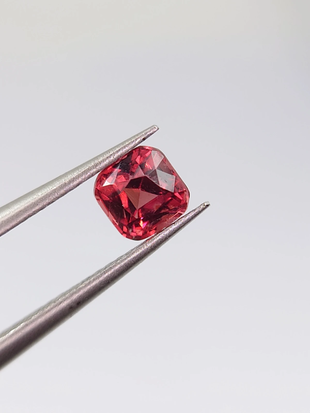 0.59ct Natural Umbalite Garnet Square Cut Loose Gemstone From Malawi — view 6