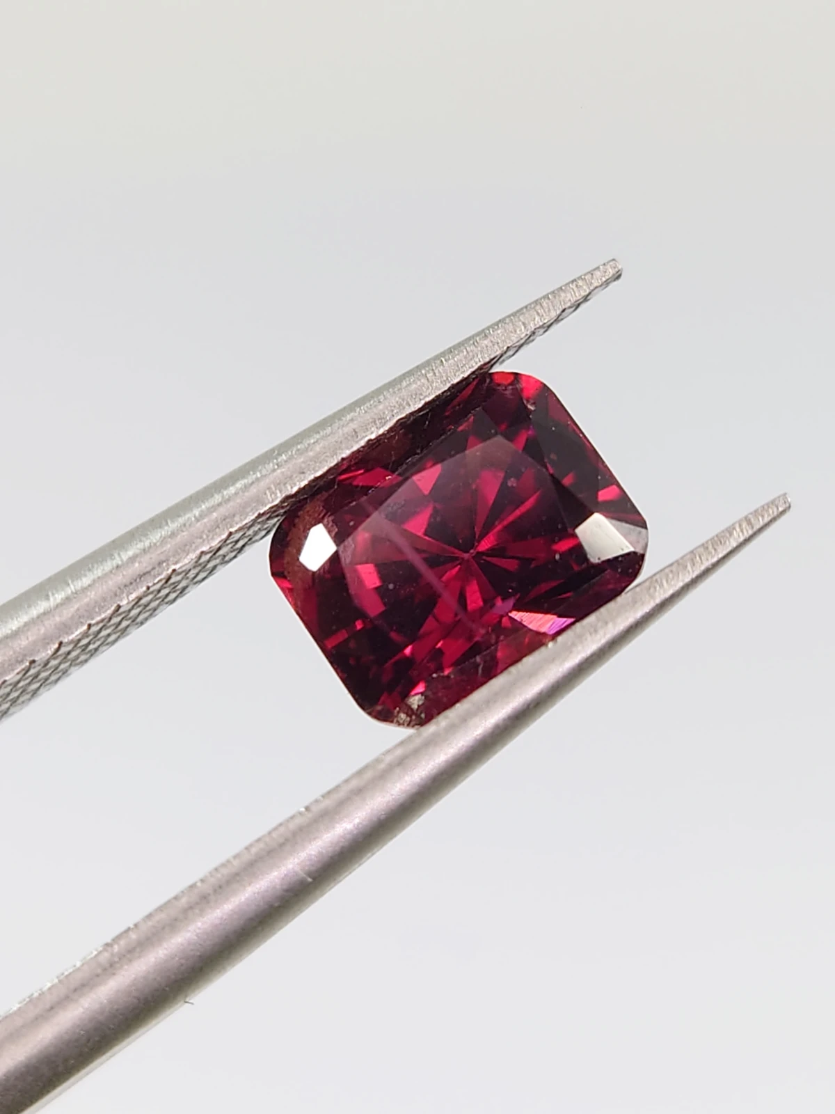 1.36ct Natural Rhodolite Garnet Emerald Cut Loose Gemstone From Tanzania — view 4