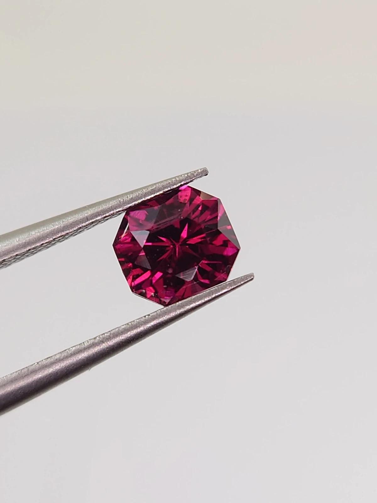 0.93ct Natural Rhodolite Garnet Fancy Cut Loose Gemstone From Tanzania — view 1