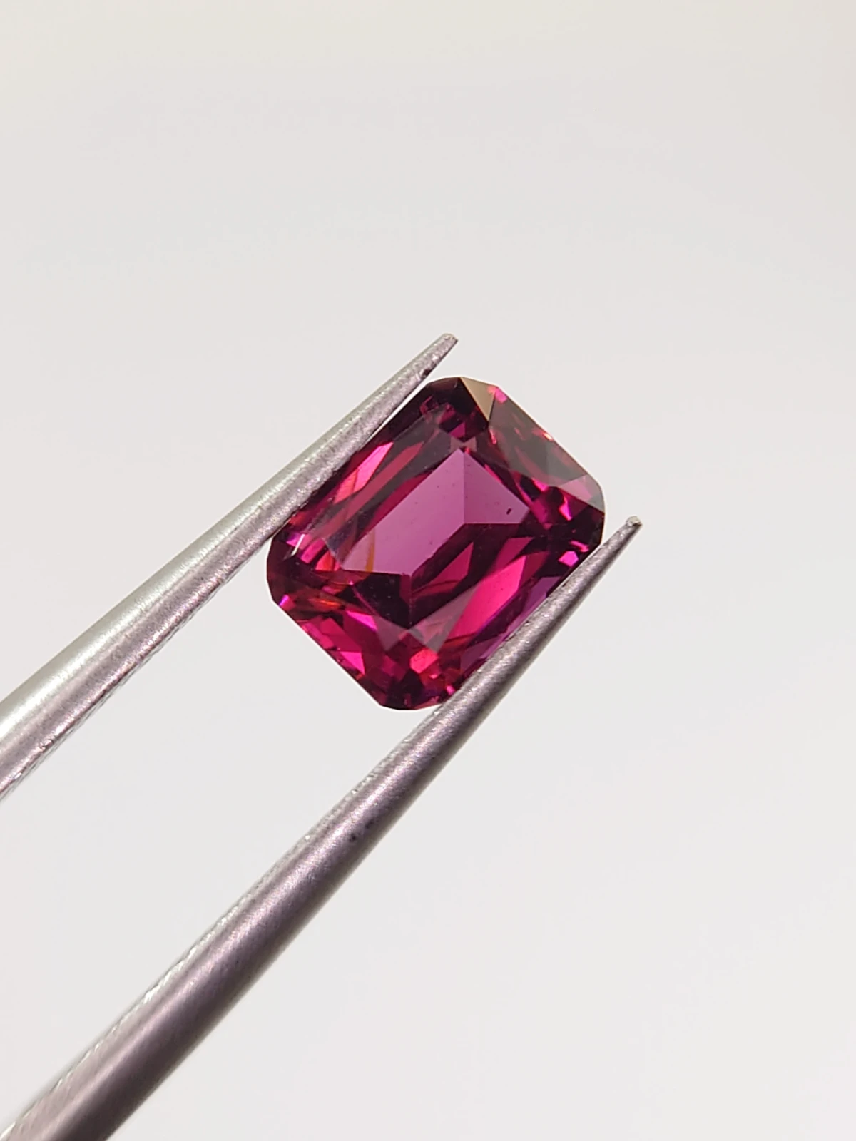 1.23ct Natural Rhodolite Garnet Cushion Cut Loose Gemstone From Tanzania — view 5