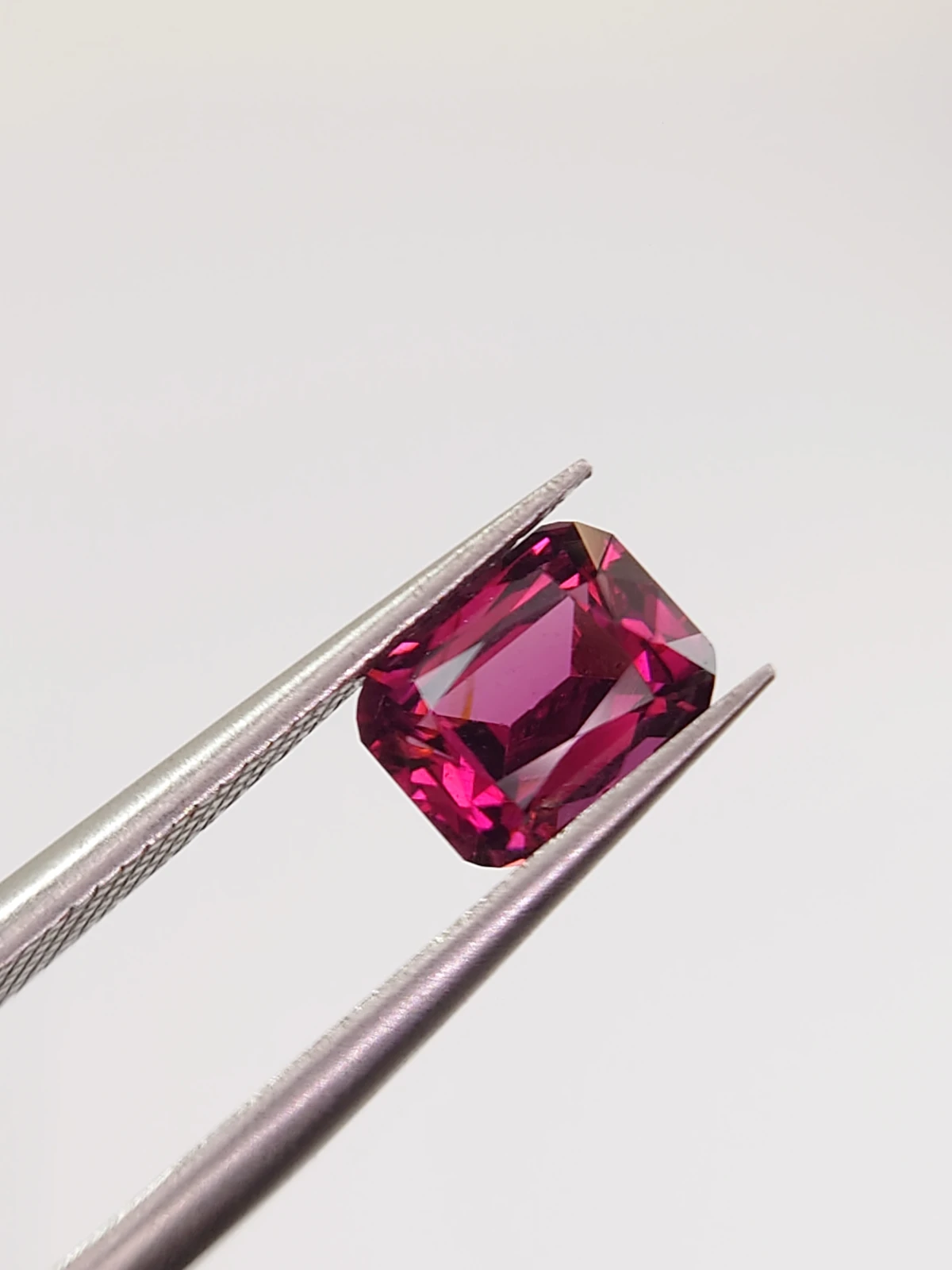 1.23ct Natural Rhodolite Garnet Cushion Cut Loose Gemstone From Tanzania — view 6