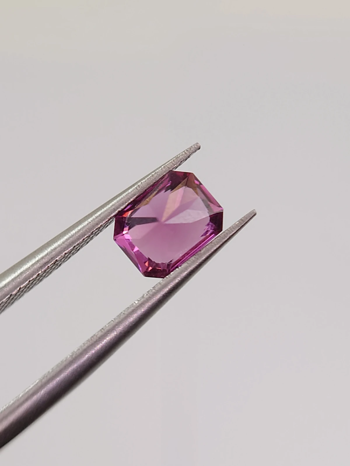 0.9ct Natural Umbalite Garnet Cushion Cut Loose Gemstone from Malawi — view 3