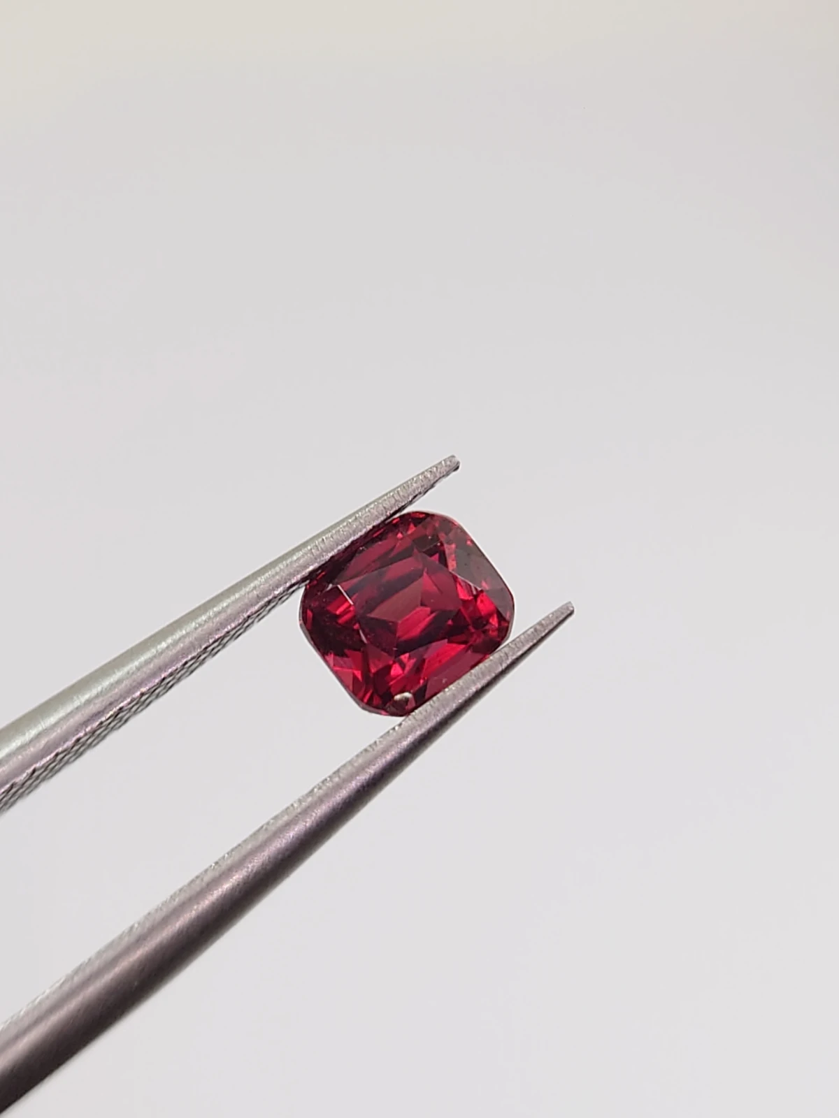 0.75ct Natural Umbalite Garnet Modified Cushion Cut Loose Gemstone From Malawi — view 6