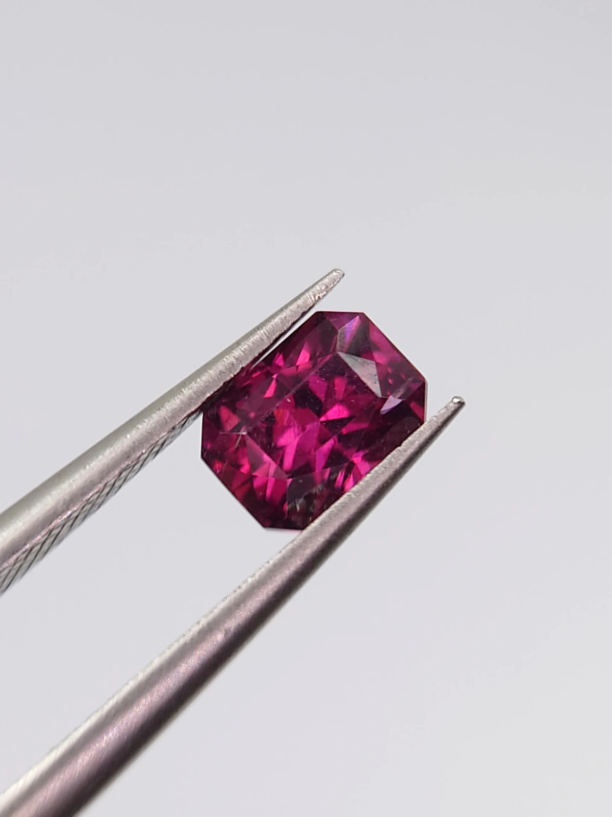 0.88ct Natural Umbalite Garnet Cushion Cut Loose Gemstone From Malawi — view 3