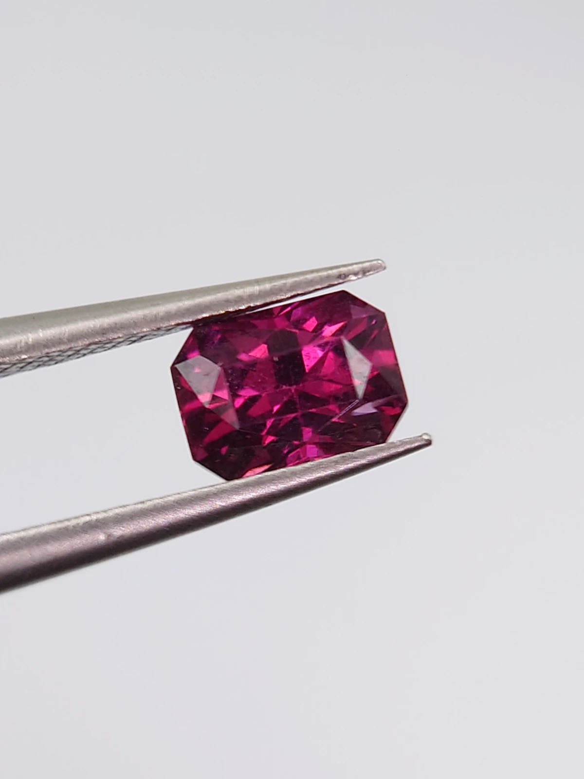 0.88ct Natural Umbalite Garnet Cushion Cut Loose Gemstone From Malawi — view 4