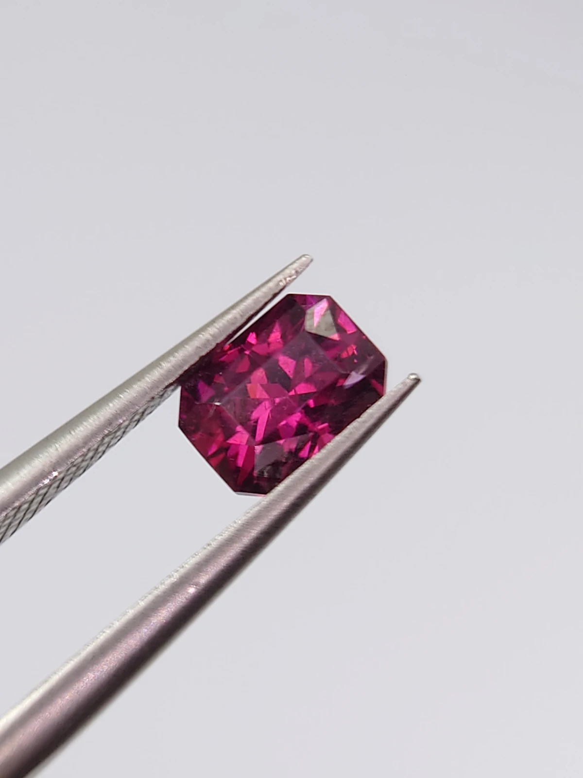0.88ct Natural Umbalite Garnet Cushion Cut Loose Gemstone From Malawi — view 5