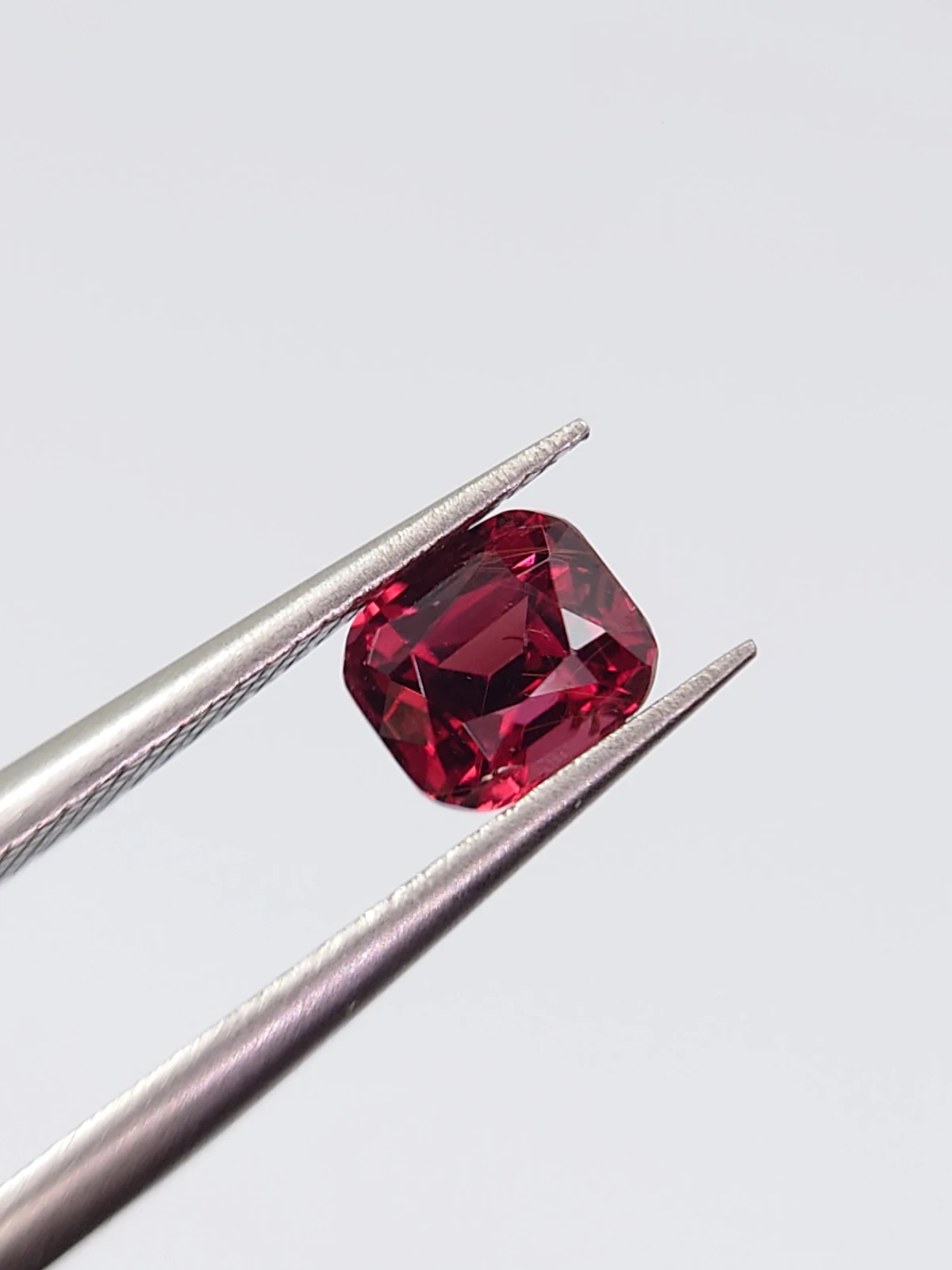 0.88ct Natural Umbalite Granet Cushion Cut Loose Gemstone From Malawi — view 3
