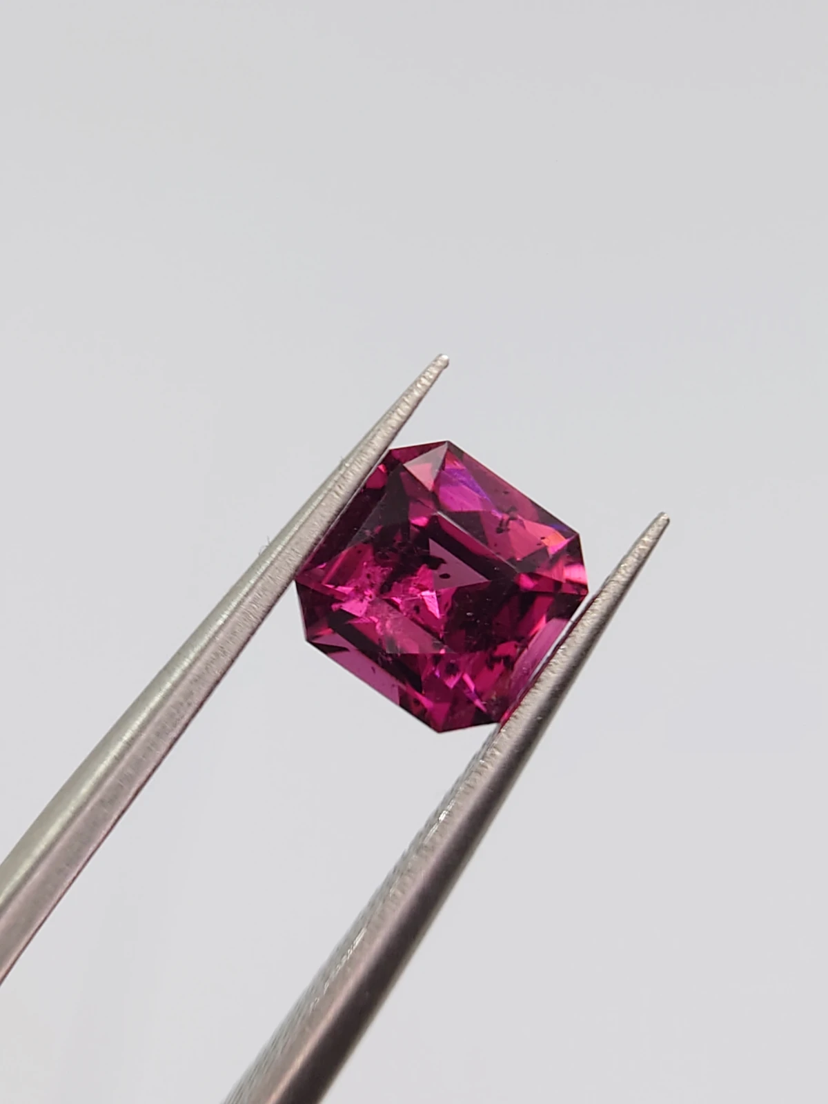 1.28ct Natural Rhodolite Garnet Fancy Cut Loose Gemstone From Tanzania — view 6