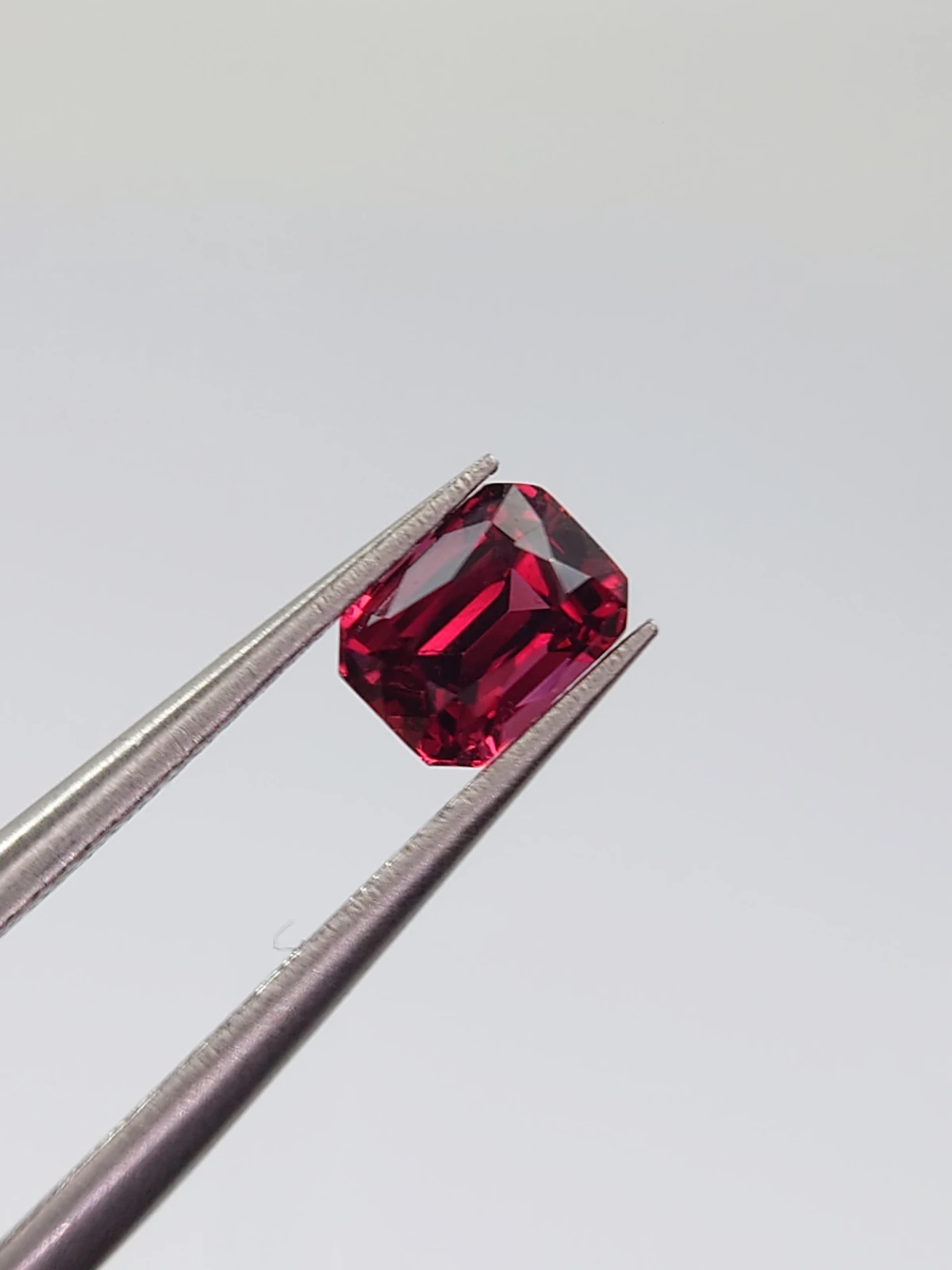 0.71ct Natural Umbalite Garnet Modified Cushion Cut Loose Gemstone From Malawi — view 3
