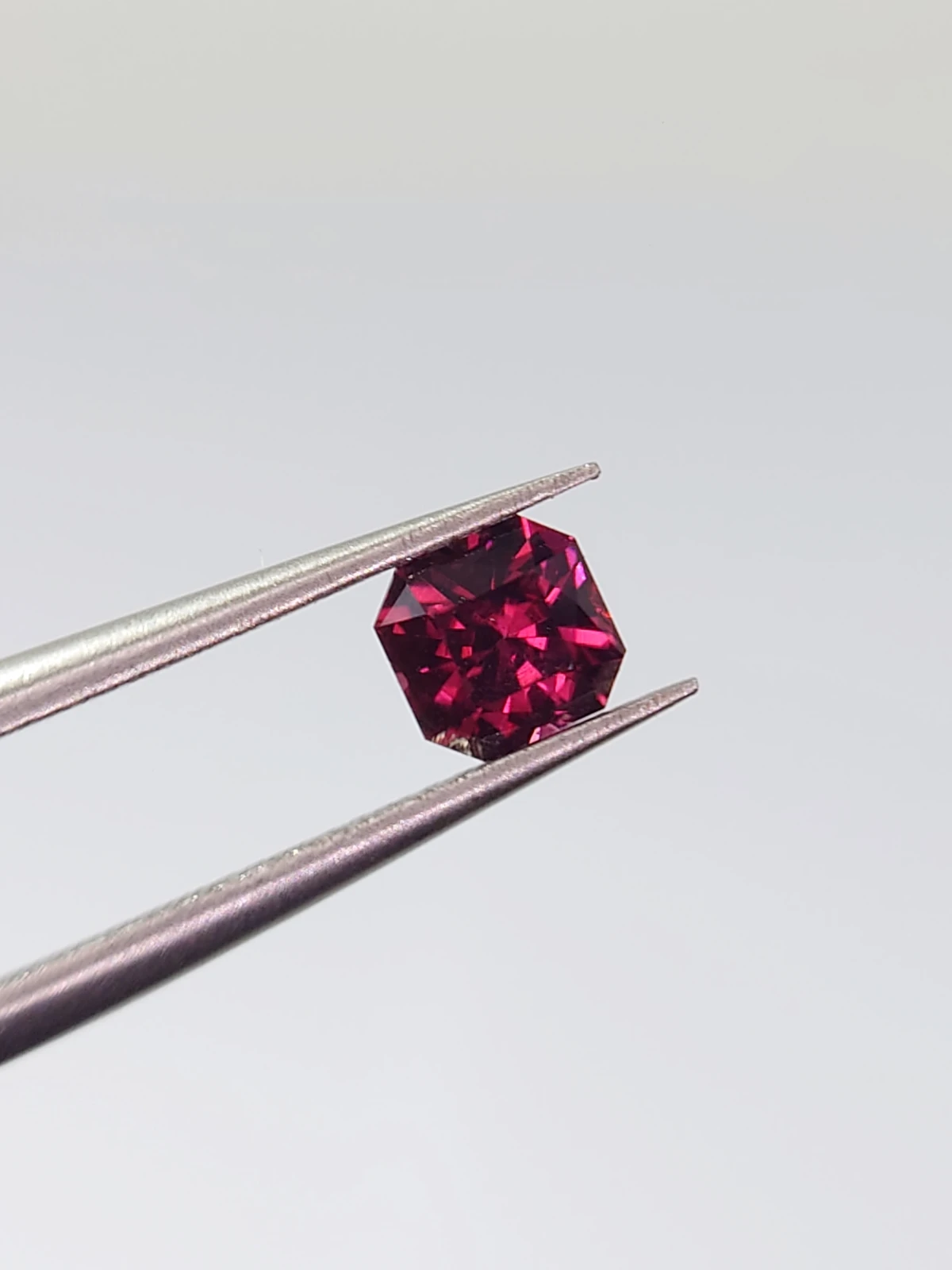 0.55ct Natural Rhodolite Garnet Fancy Cut Loose Gemstone From Tanzania — view 1
