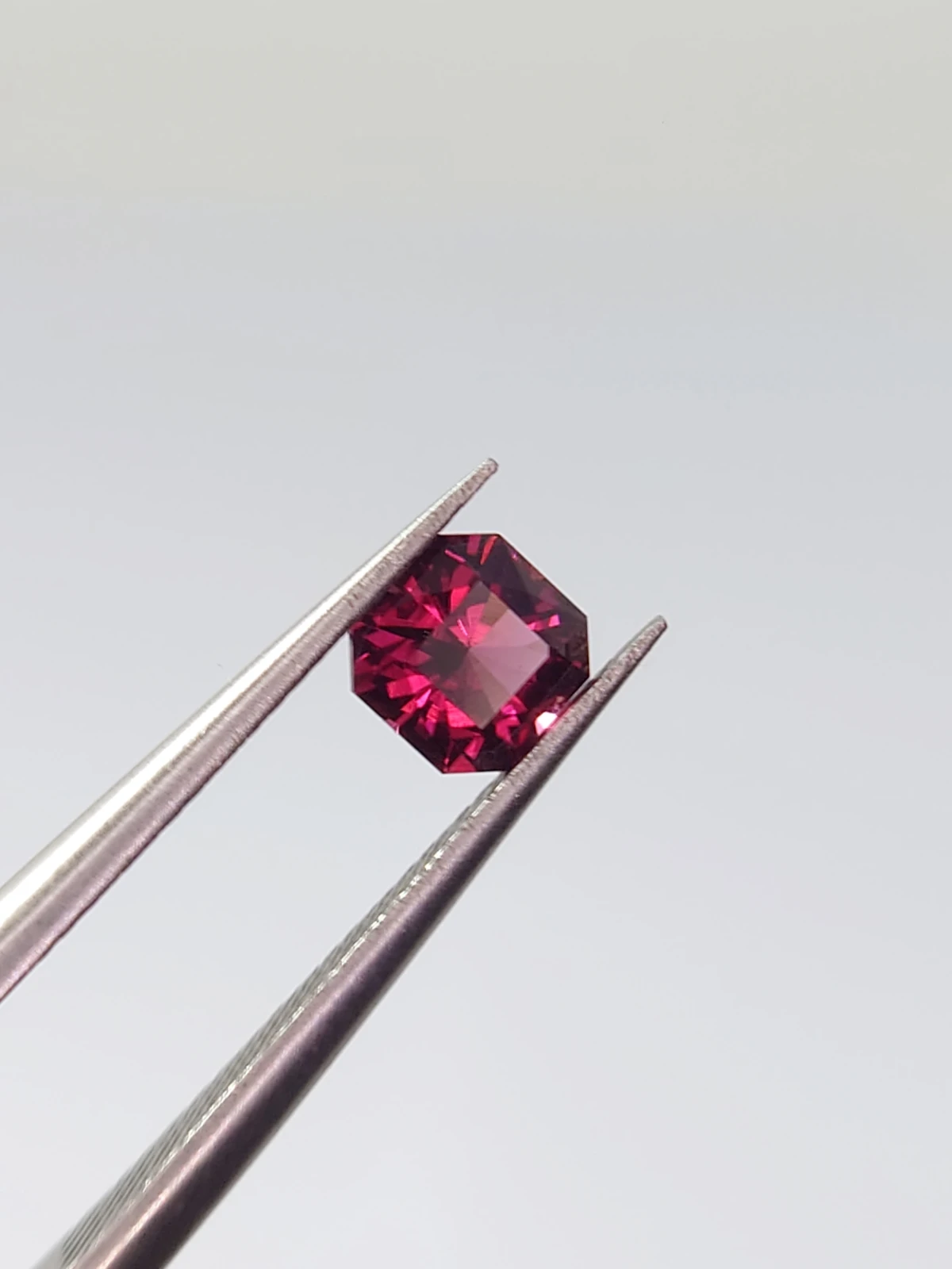 0.55ct Natural Rhodolite Garnet Fancy Cut Loose Gemstone From Tanzania — view 2