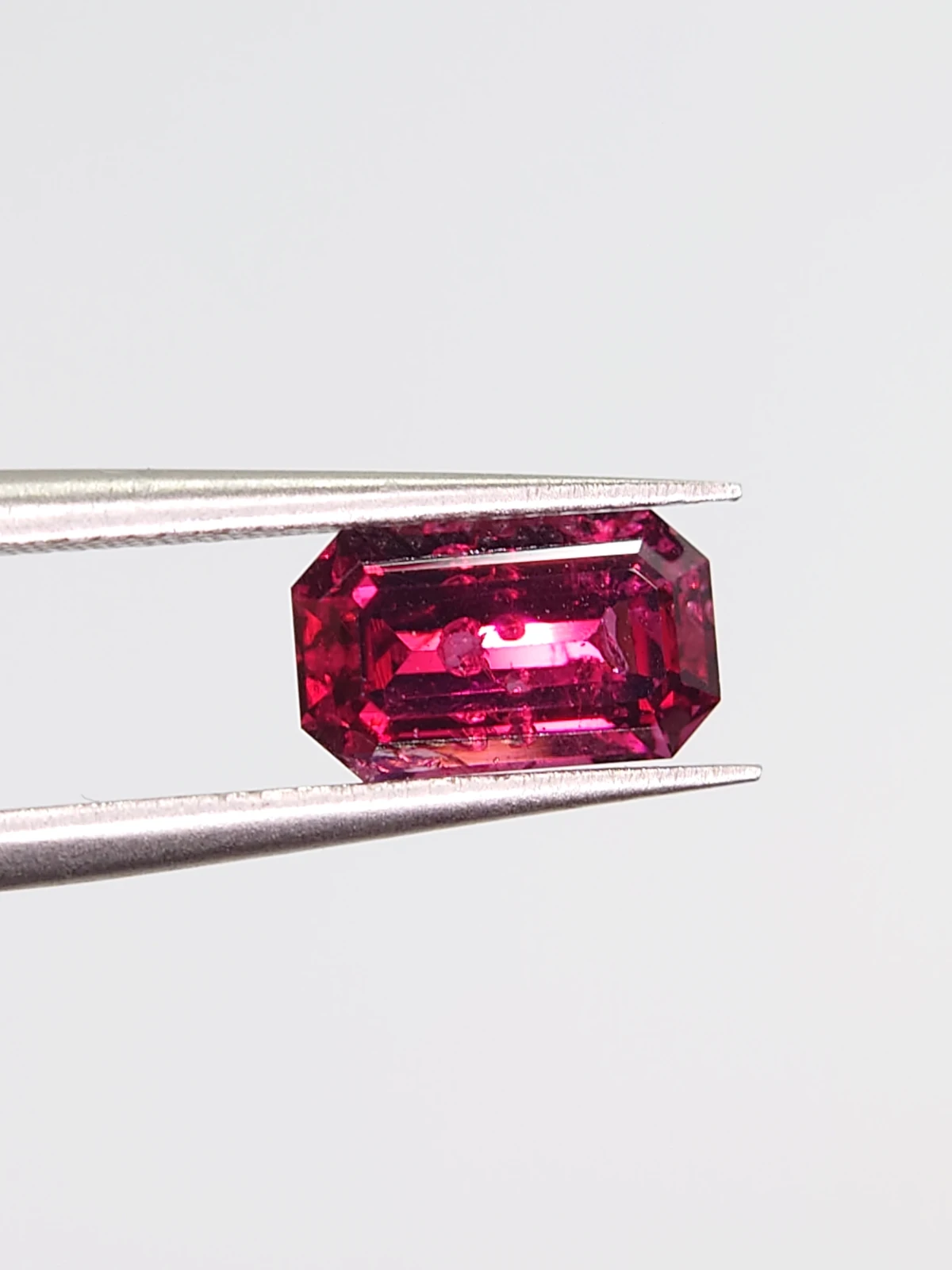 1.90ct Natural Rhodolite Garnet Emerald Cut Loose Gemstone From Tanzania — view 3