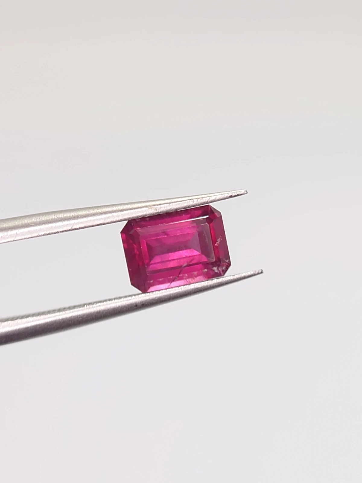 1.35ct Natural Rhodolite Garnet Modified Cushion Cut Loose Gemstone From Tanzania — view 3