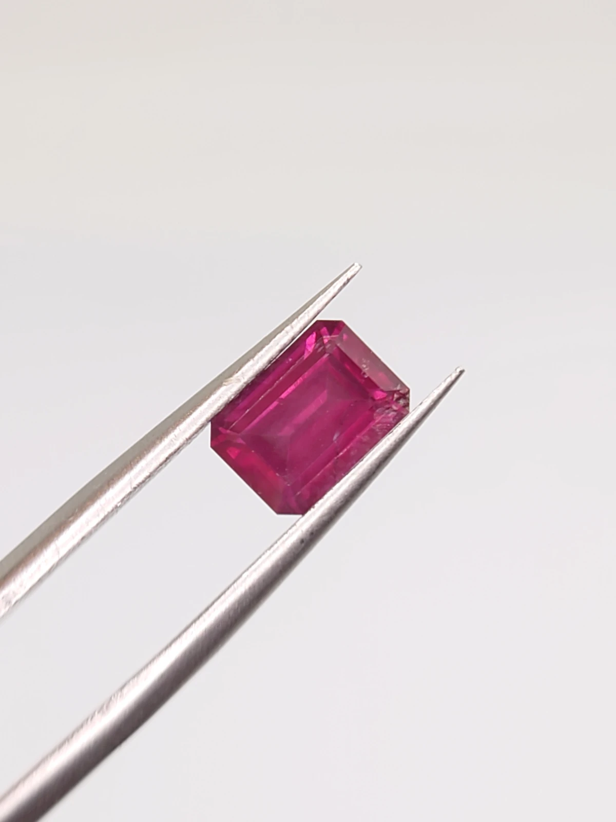 1.35ct Natural Rhodolite Garnet Modified Cushion Cut Loose Gemstone From Tanzania — view 4