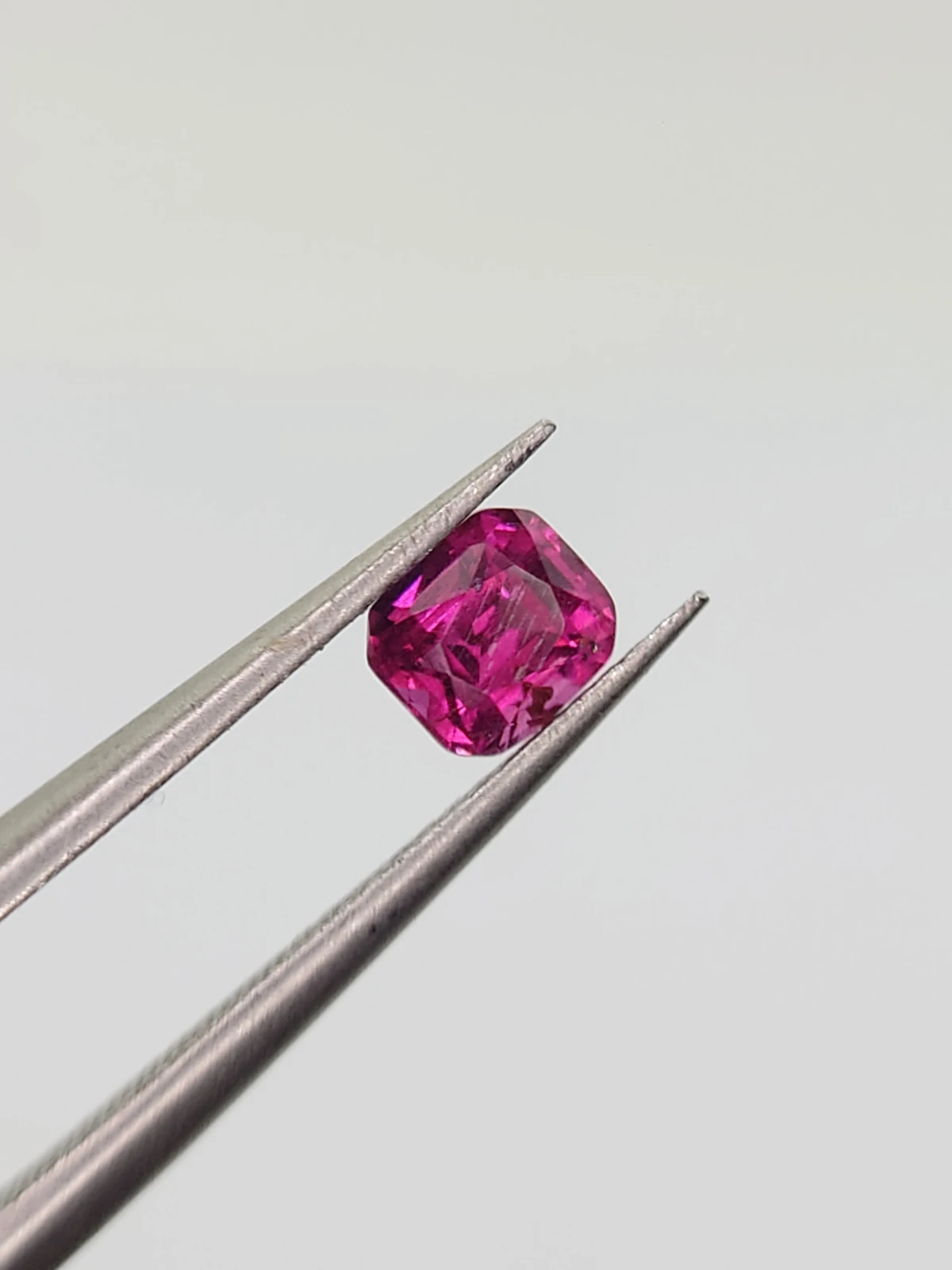 0.50ct Umbalite Garnet Cushion Cut Loose Gemstone From Malawi — view 1
