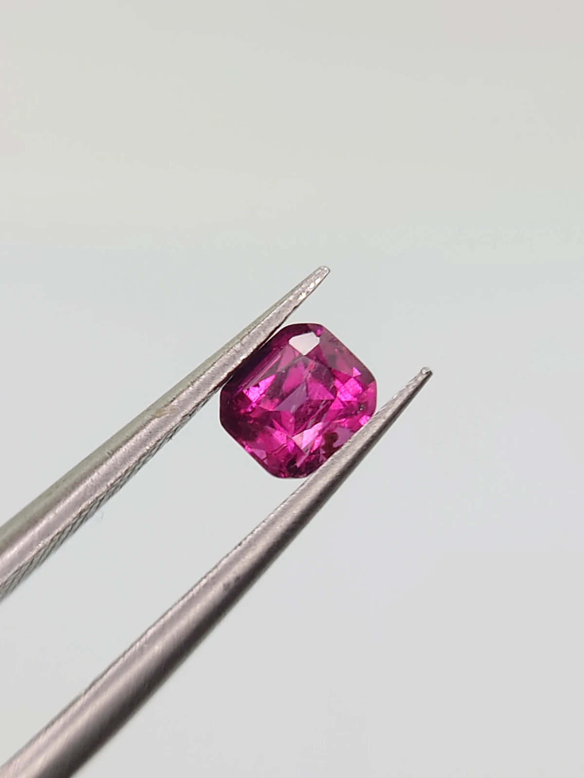 0.50ct Umbalite Garnet Cushion Cut Loose Gemstone From Malawi — view 4