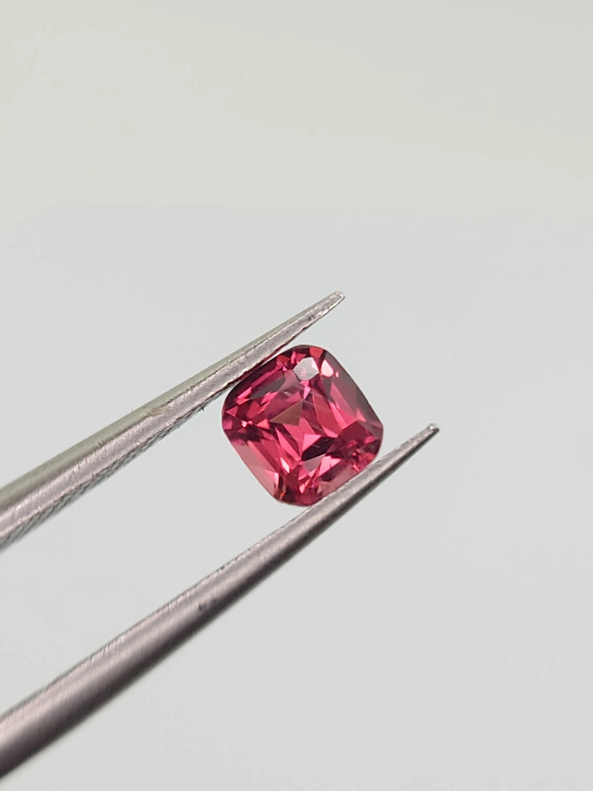 0.46ct Natural Umbalite Garnet Cushion Cut Loose Gemstone From Malawi — view 3