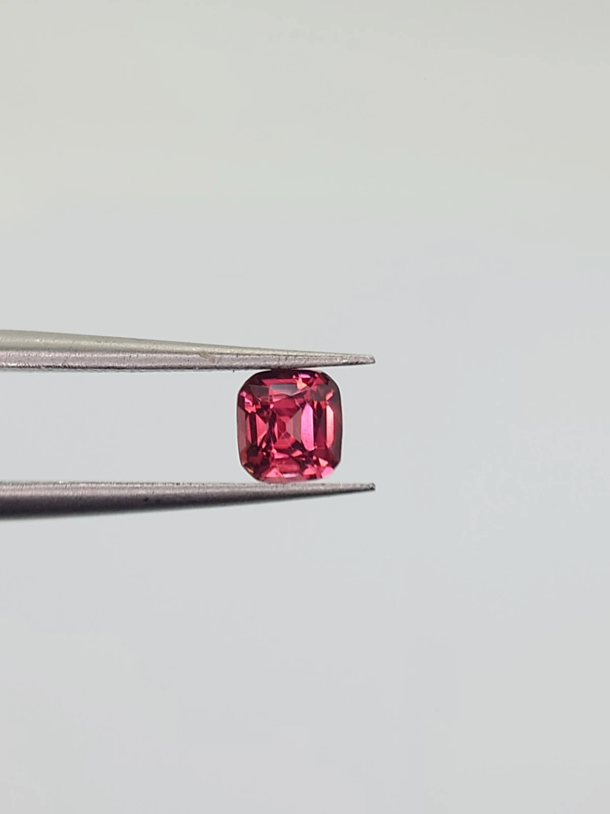 0.46ct Natural Umbalite Garnet Cushion Cut Loose Gemstone From Malawi — view 4