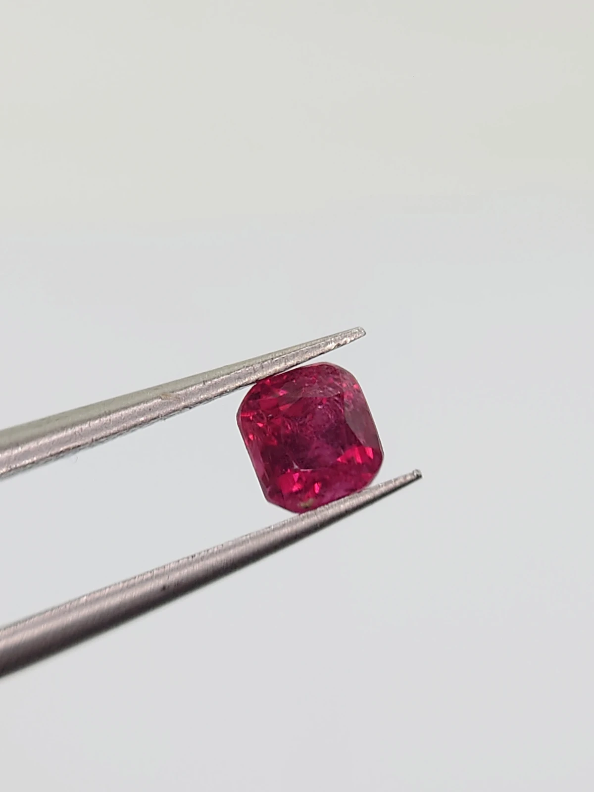 0.56ct Natural Umbalite Garnet Cushion Cut Loose Gemstone From Malawi — view 1