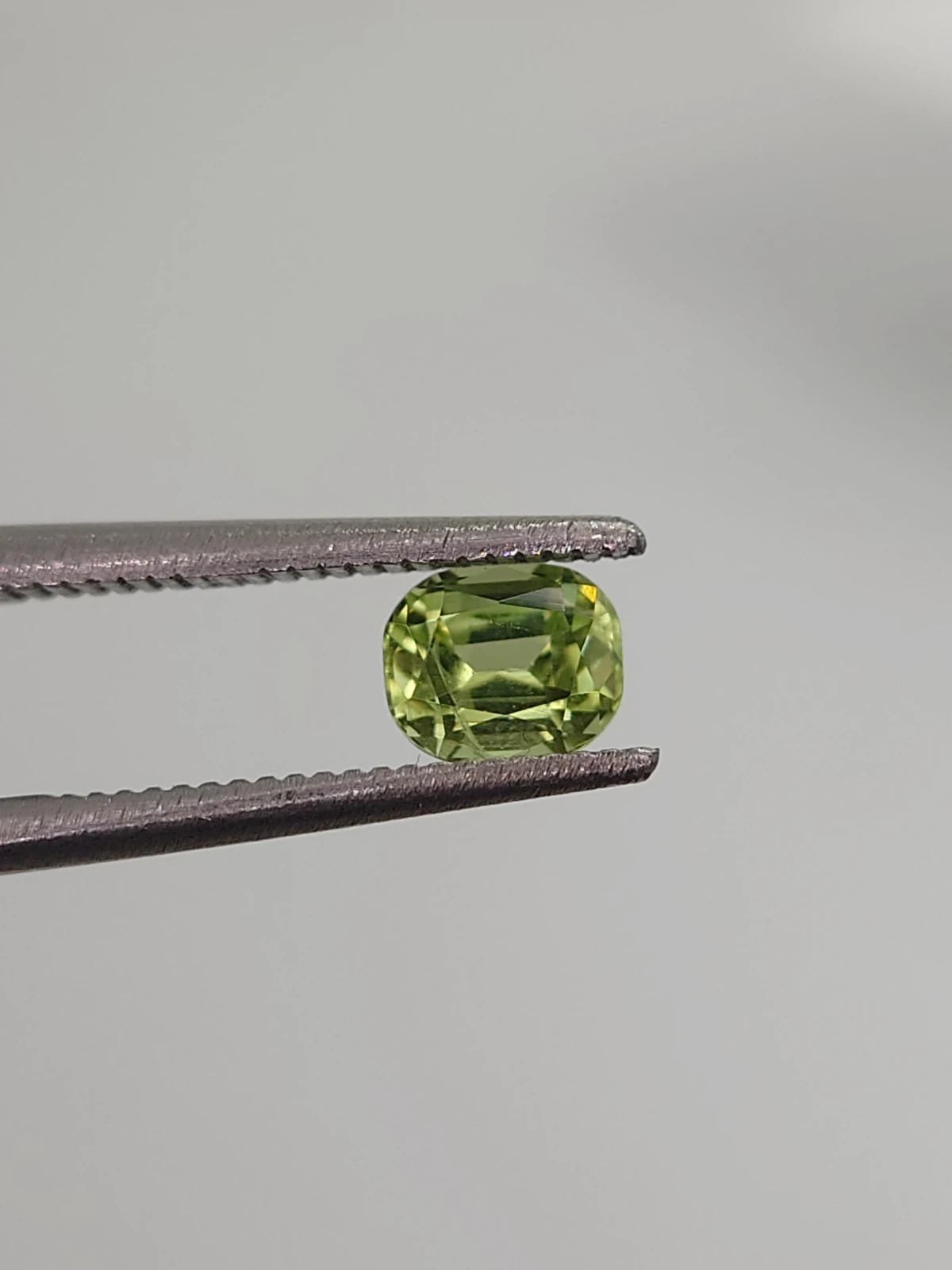 0.55ct Natural Peridot Loose Gemstone From Pakistan — view 5