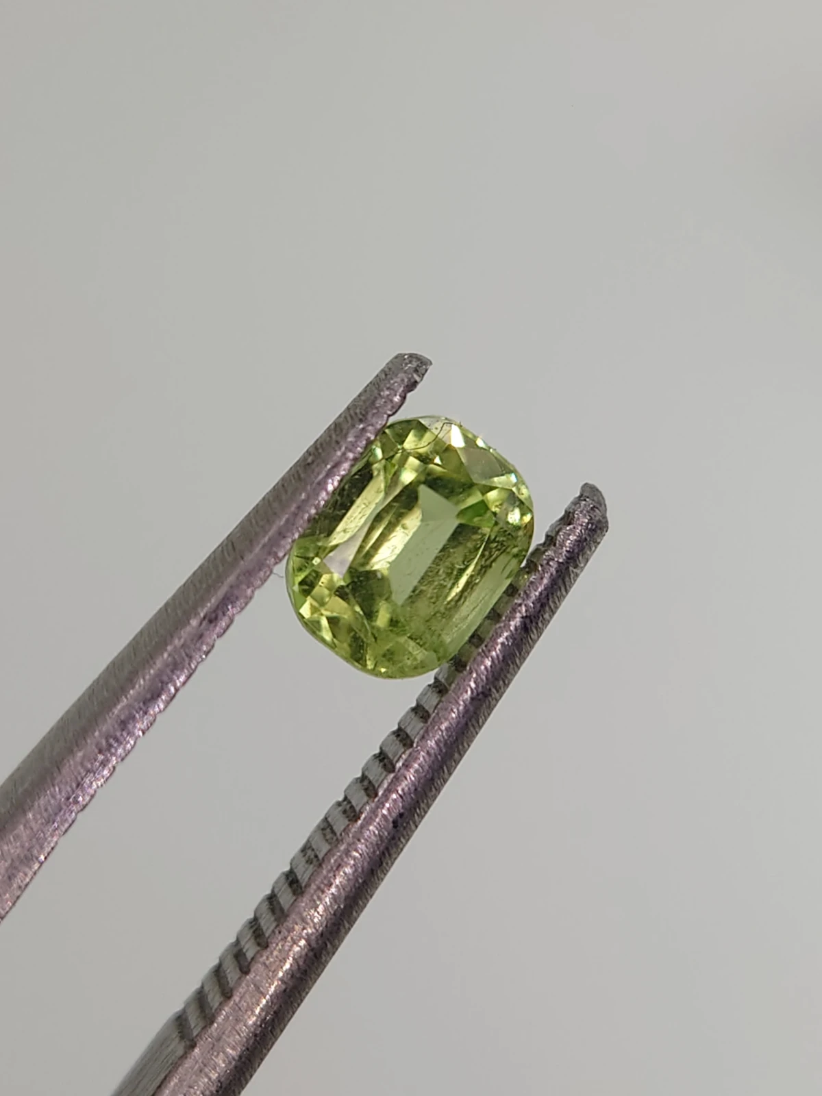 0.55ct Natural Peridot Loose Gemstone From Pakistan — view 1