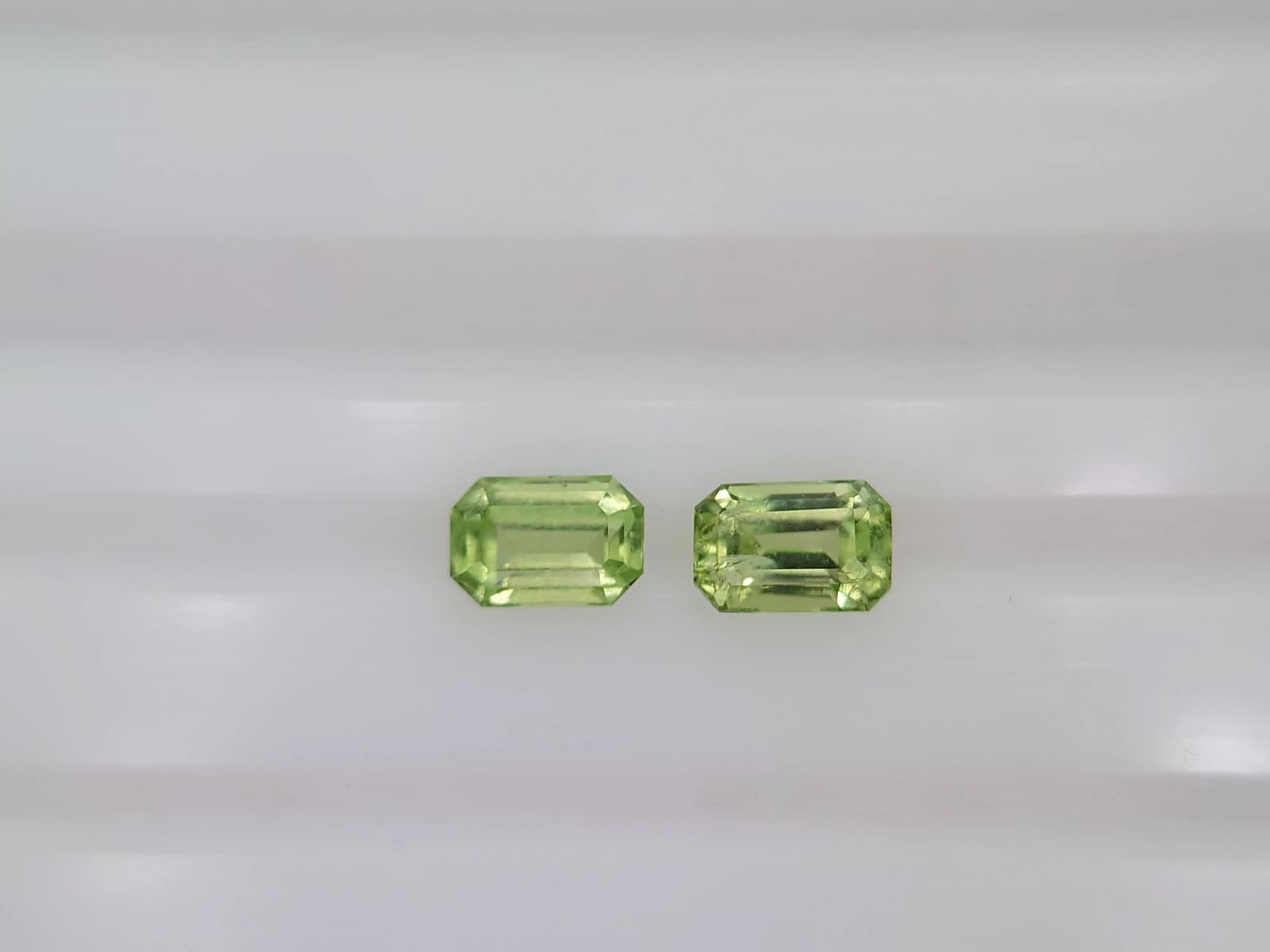 1ct Natural Emerald Cut Faceted Peridot Pair Loose Gemstone From Pakistan — view 4