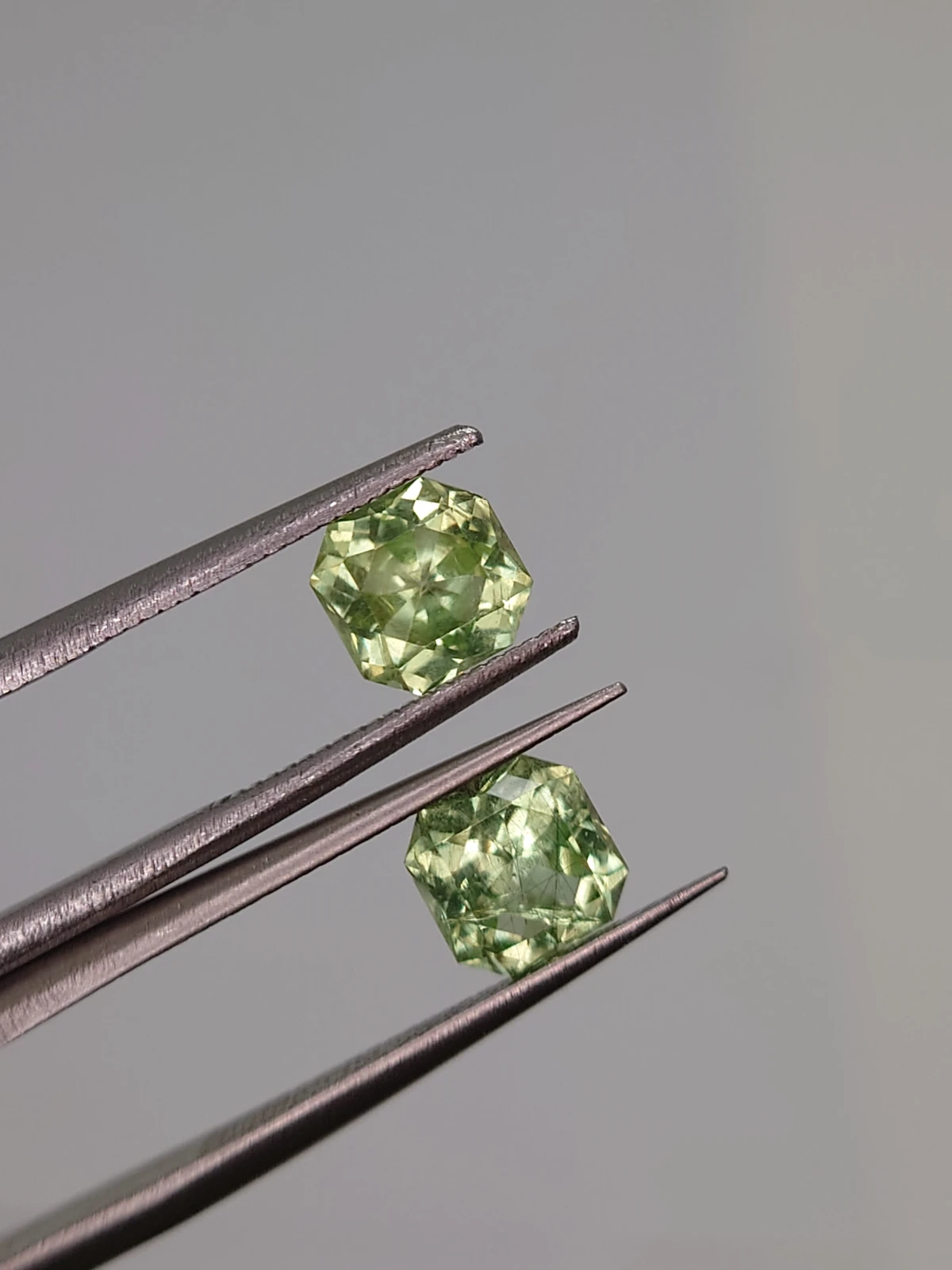 2ct Natural Peridot Pair Faceted Loose Gemstone From Pakistan — view 4