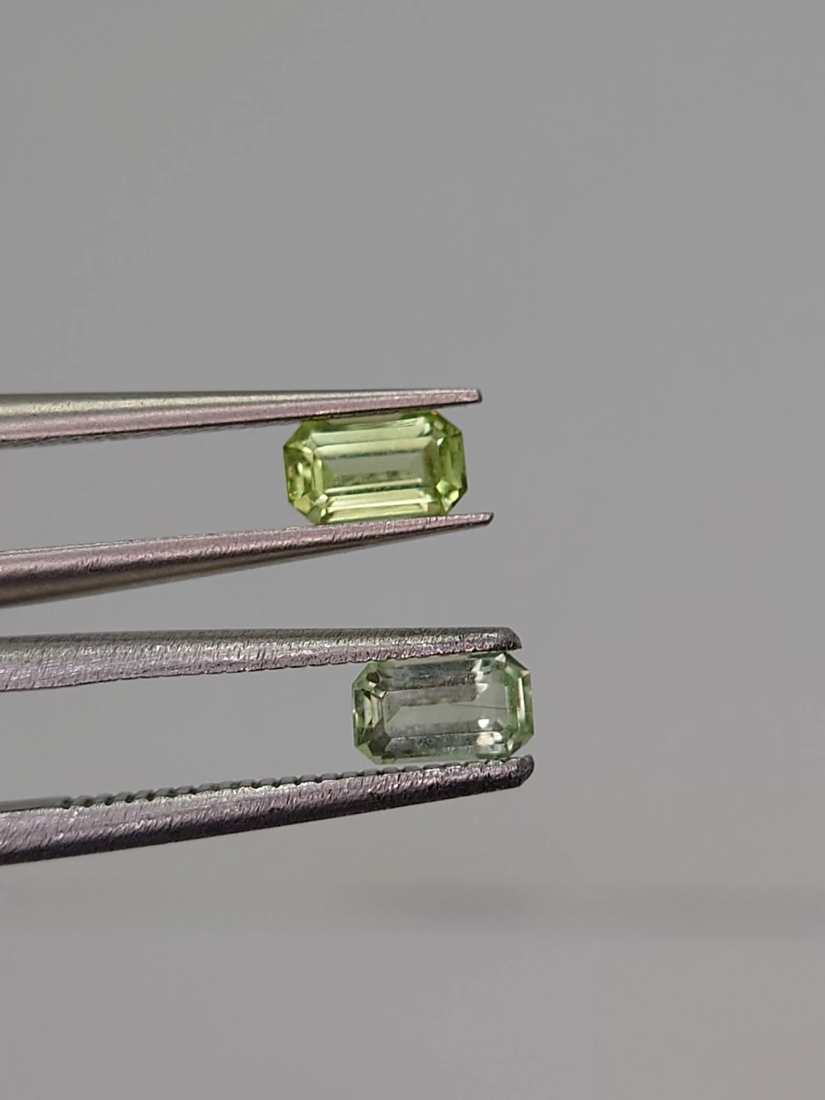 0.75ct Natural Peridot Emerald Cut Pair Faceted Loose Gemstone From Pakistan — view 3