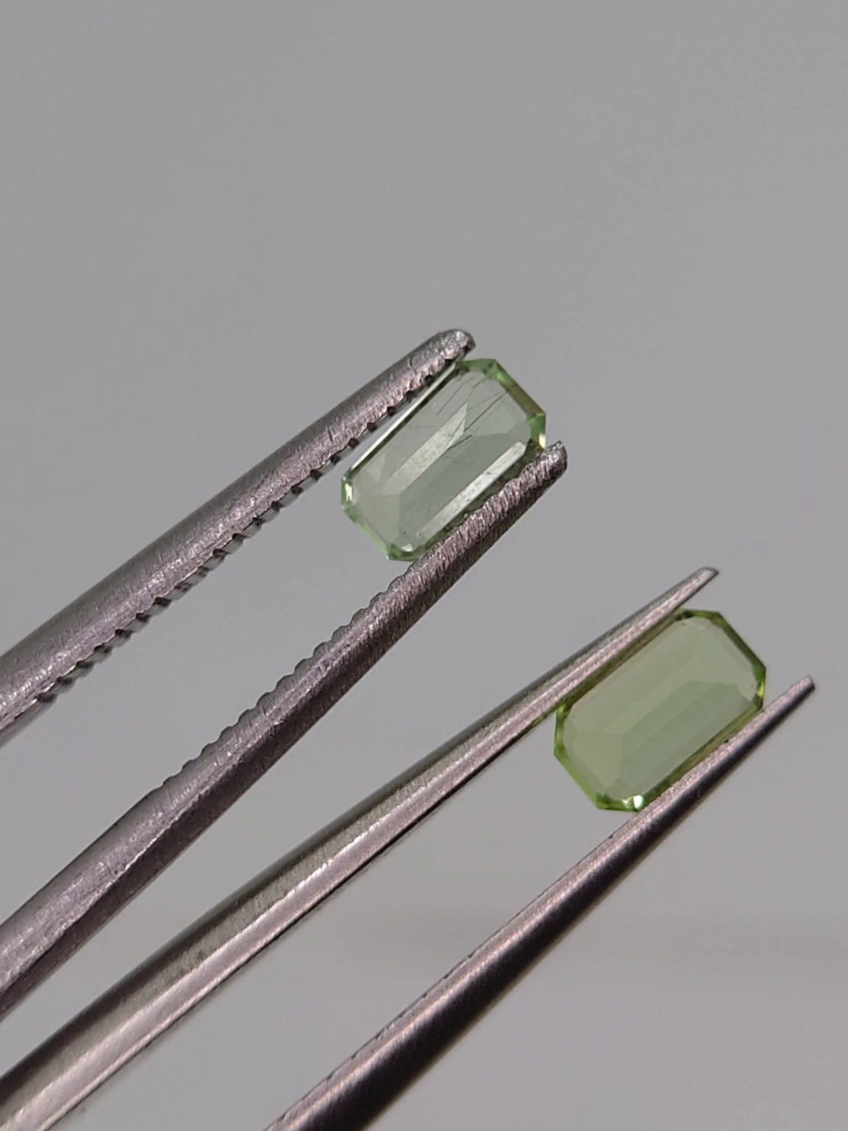 0.75ct Natural Peridot Emerald Cut Pair Faceted Loose Gemstone From Pakistan — view 4