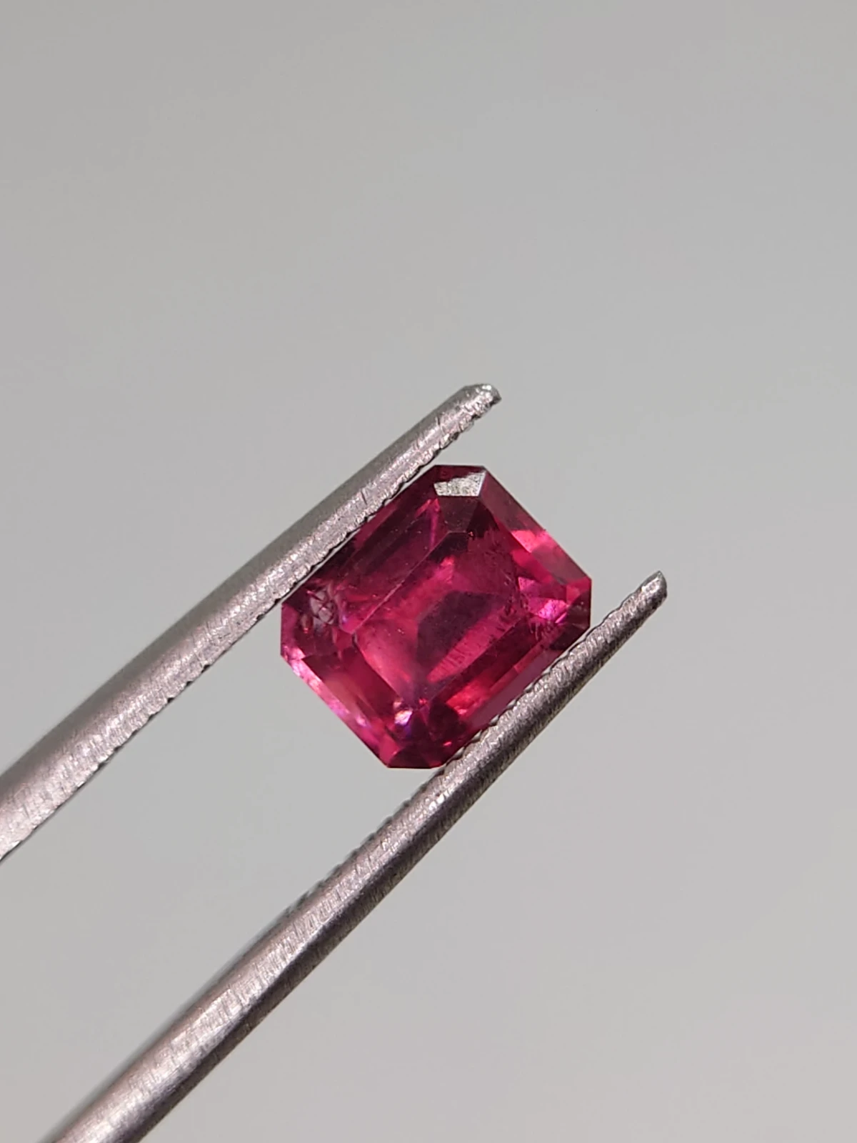 1.64ct Natural Malaya Garnet Cushion Cut Faceted Loose Gemstone From Malawi — view 3