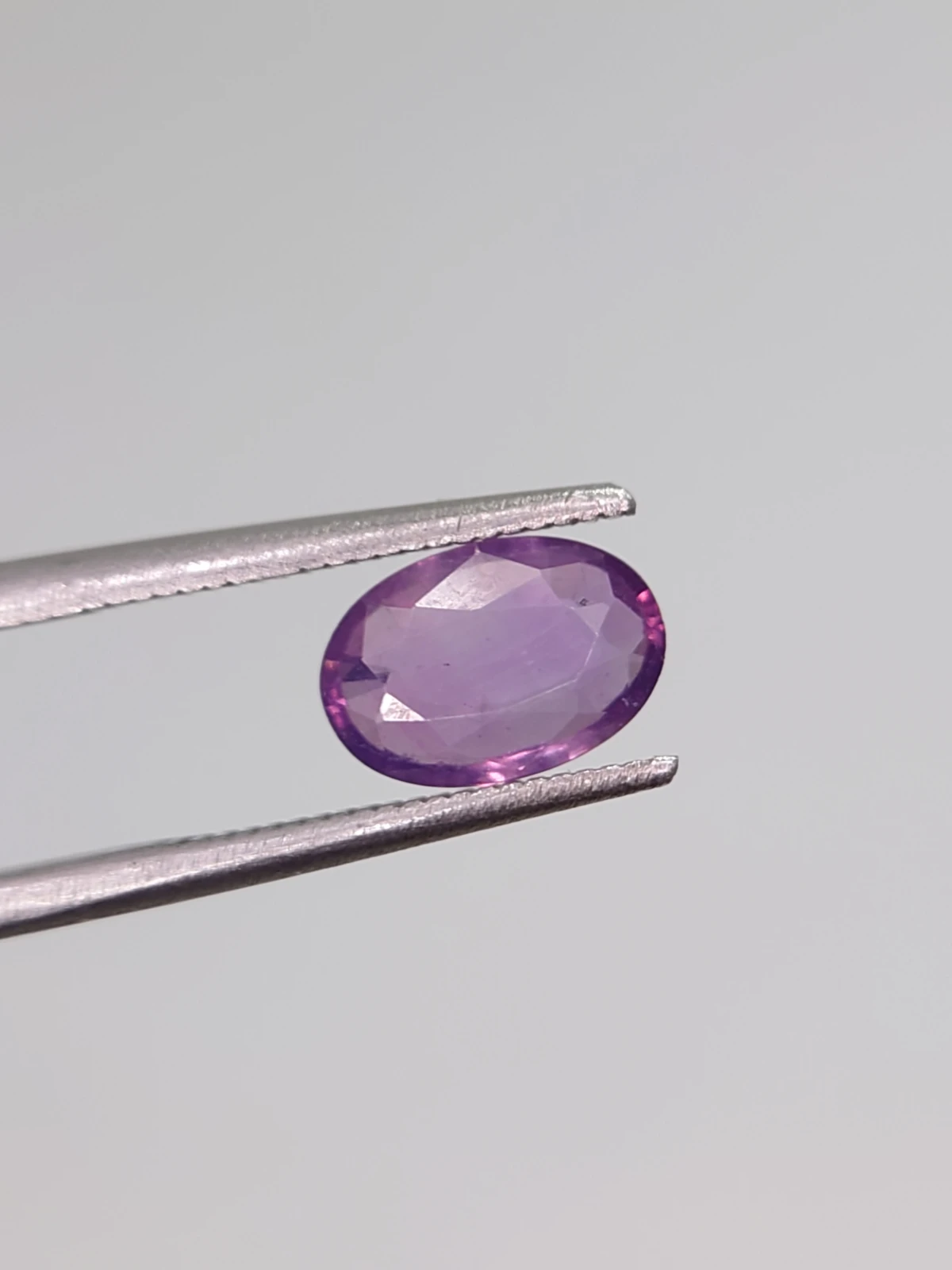 1.59ct Natural Pinkish Purple Sapphire from Kashmir, Pakistan — view 5