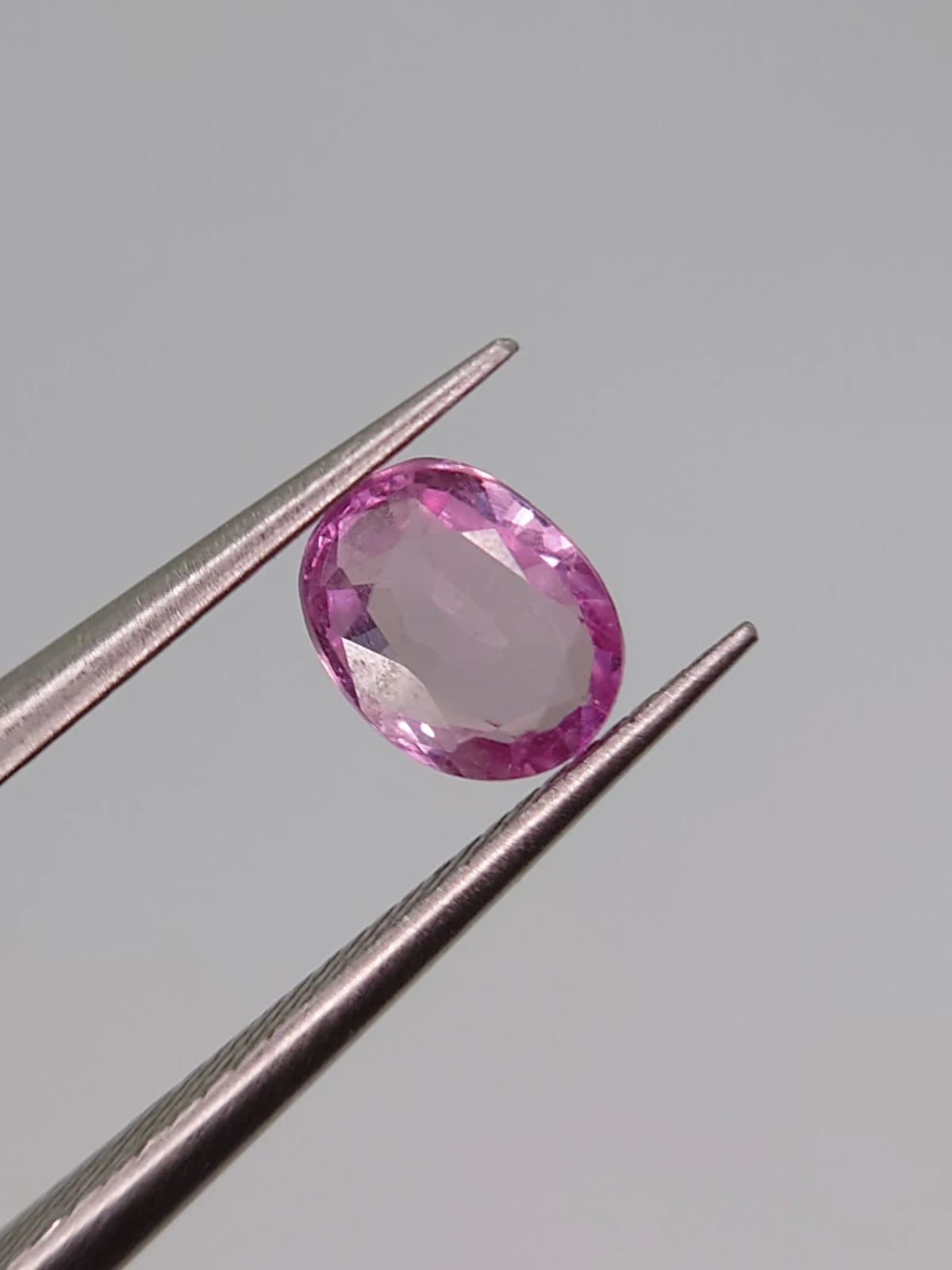 0.63ct Natural Pink Sapphire Oval Cut Faceted Loose Gemstone From Kashmir Pakistan — view 4