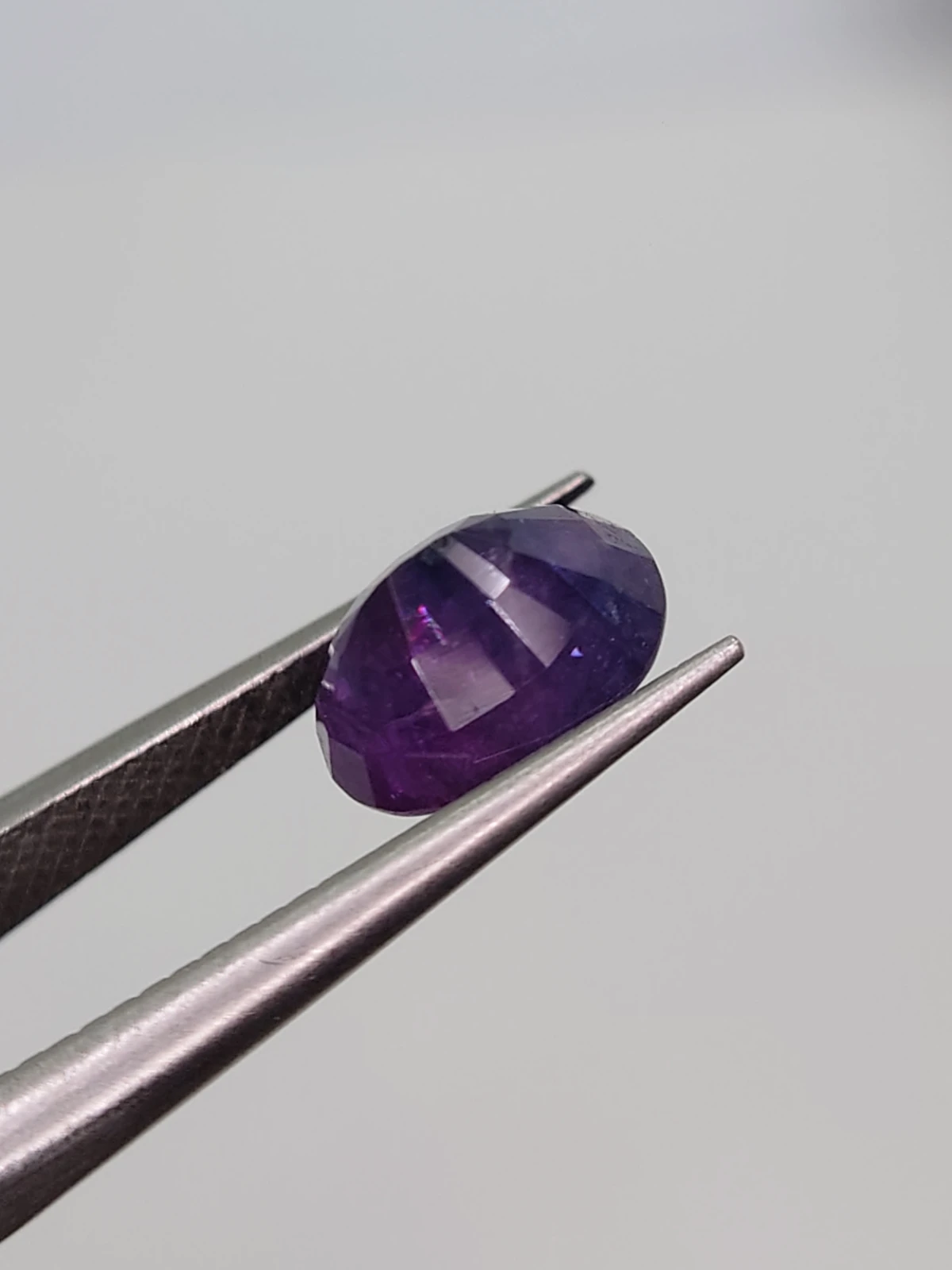 2.65ct Natural Bicolor Sapphire Oval Cut Faceted Loose Gemstone From Kashmir Pakistan — view 3