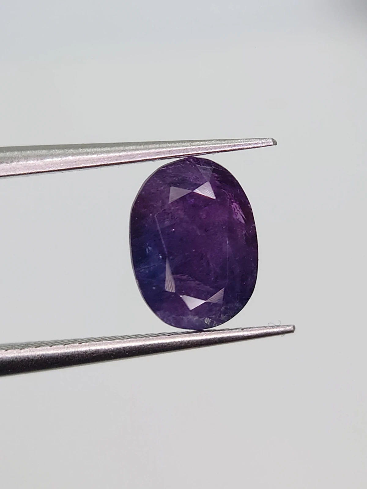 2.65ct Natural Bicolor Sapphire Oval Cut Faceted Loose Gemstone From Kashmir Pakistan — view 5
