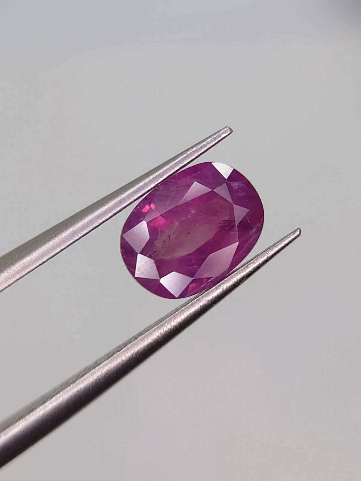 1.21ct Natural Purplish Pink Sapphire Faceted Loose Gemstone From Kashmir Pakistan — view 2