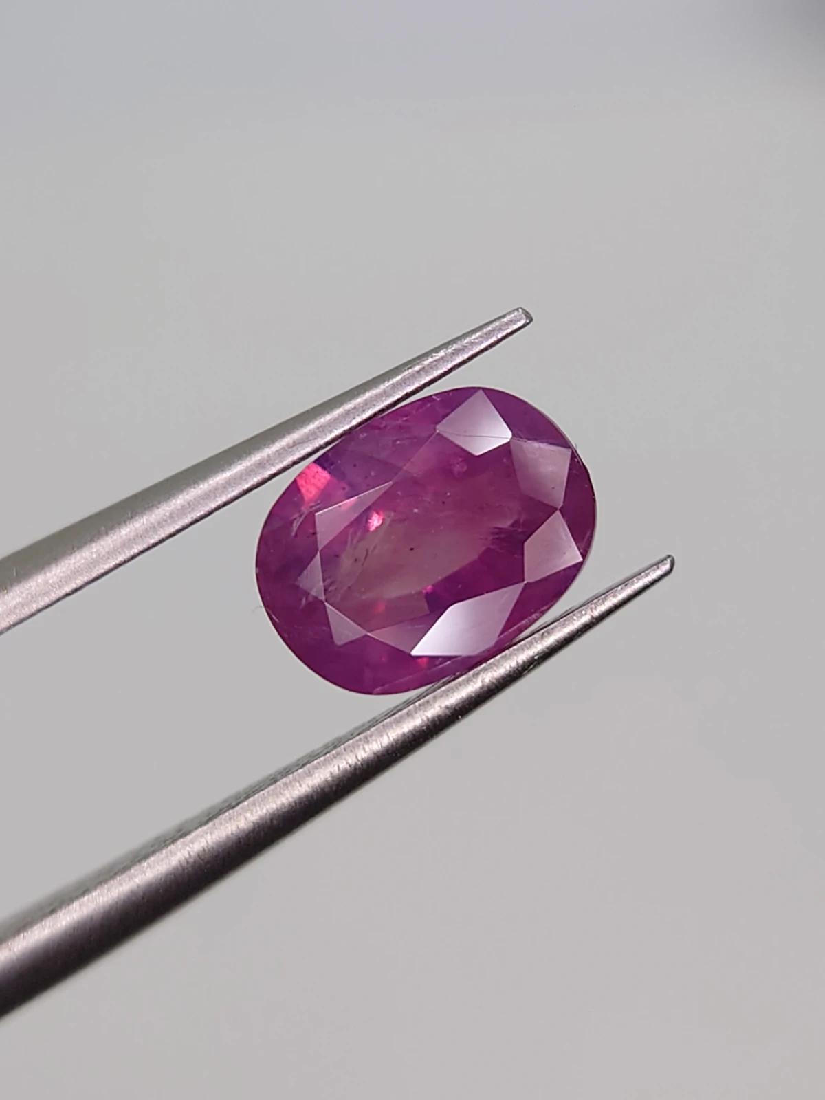 1.21ct Natural Purplish Pink Sapphire Faceted Loose Gemstone From Kashmir Pakistan — view 4