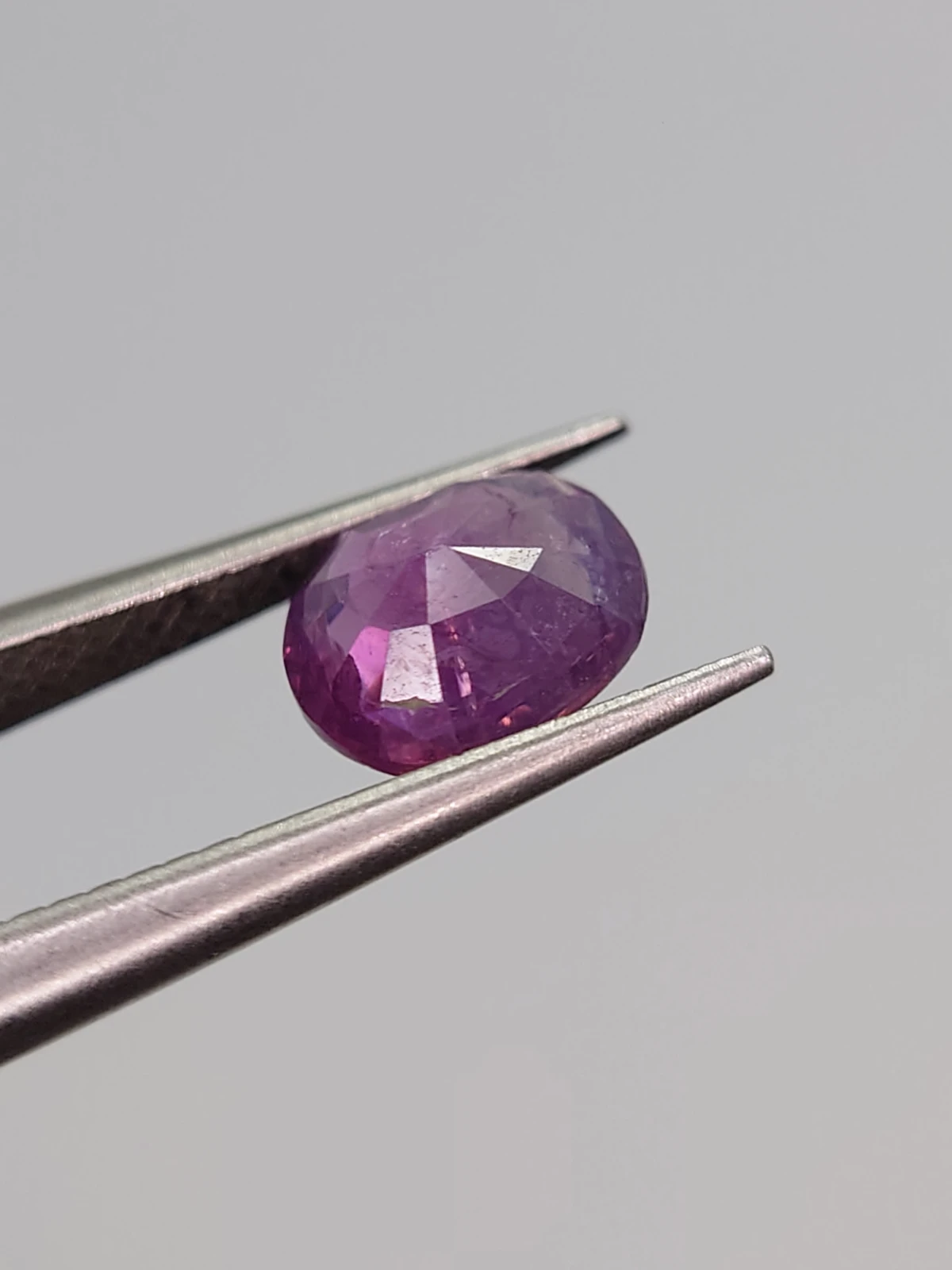 1.50ct Natural Purplish Pink Sapphire Faceted Loose Gemstone From Kashmir Pakistan — view 3
