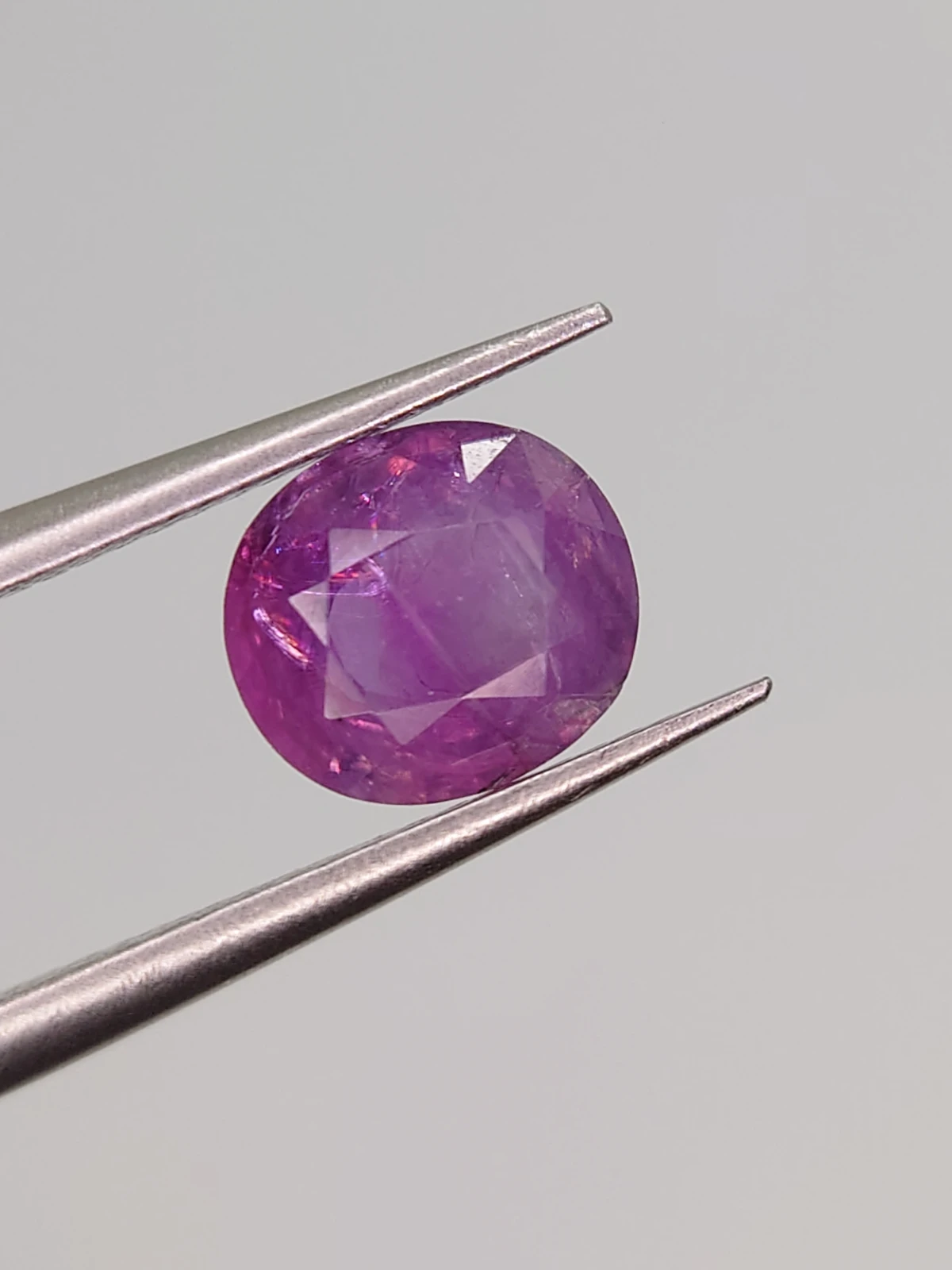 1.50ct Natural Purplish Pink Sapphire Faceted Loose Gemstone From Kashmir Pakistan — view 5