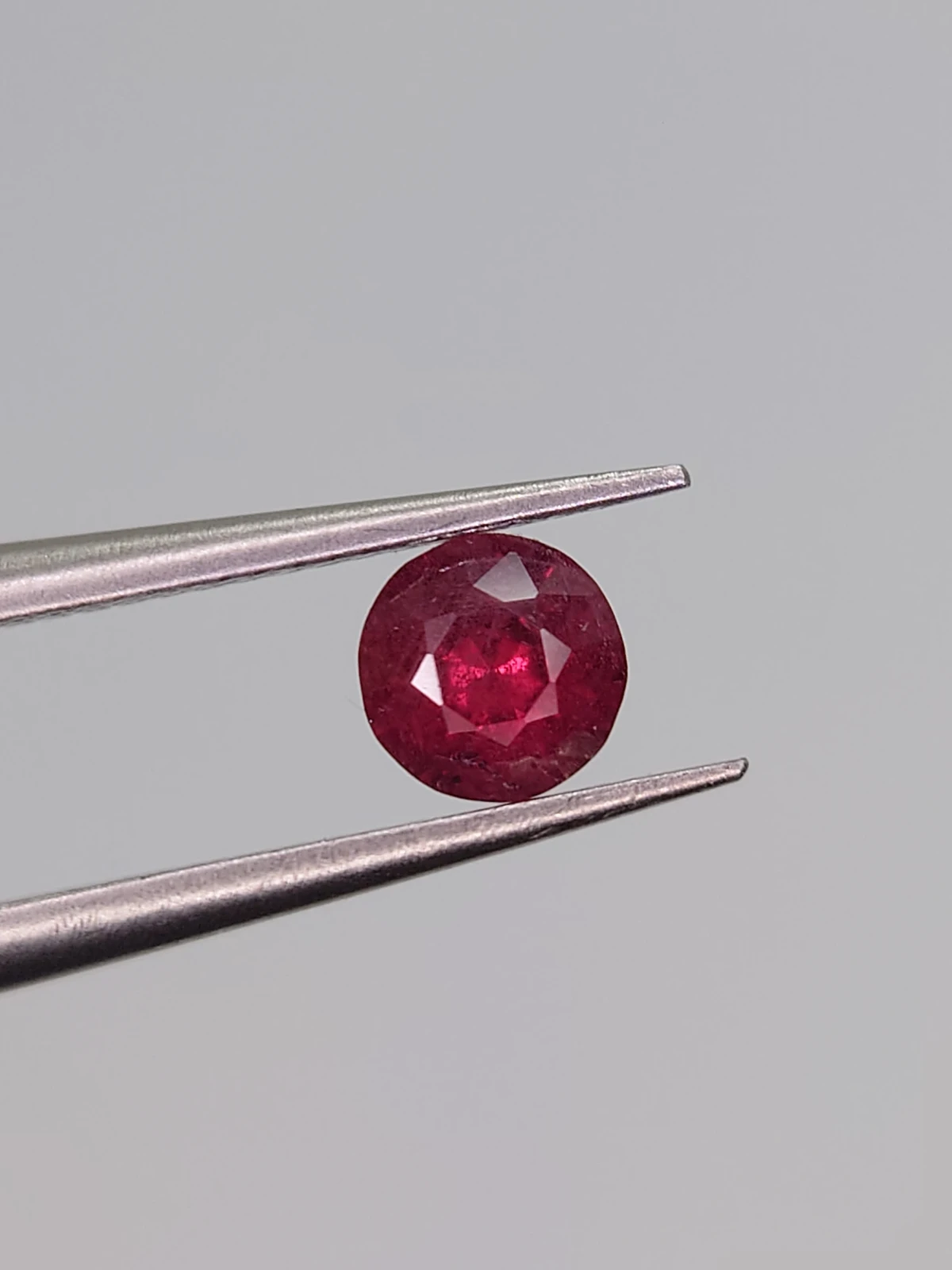 0.54ct Natural Malaya Garnet Faceted Loose Gemstone From Tanzania — view 4