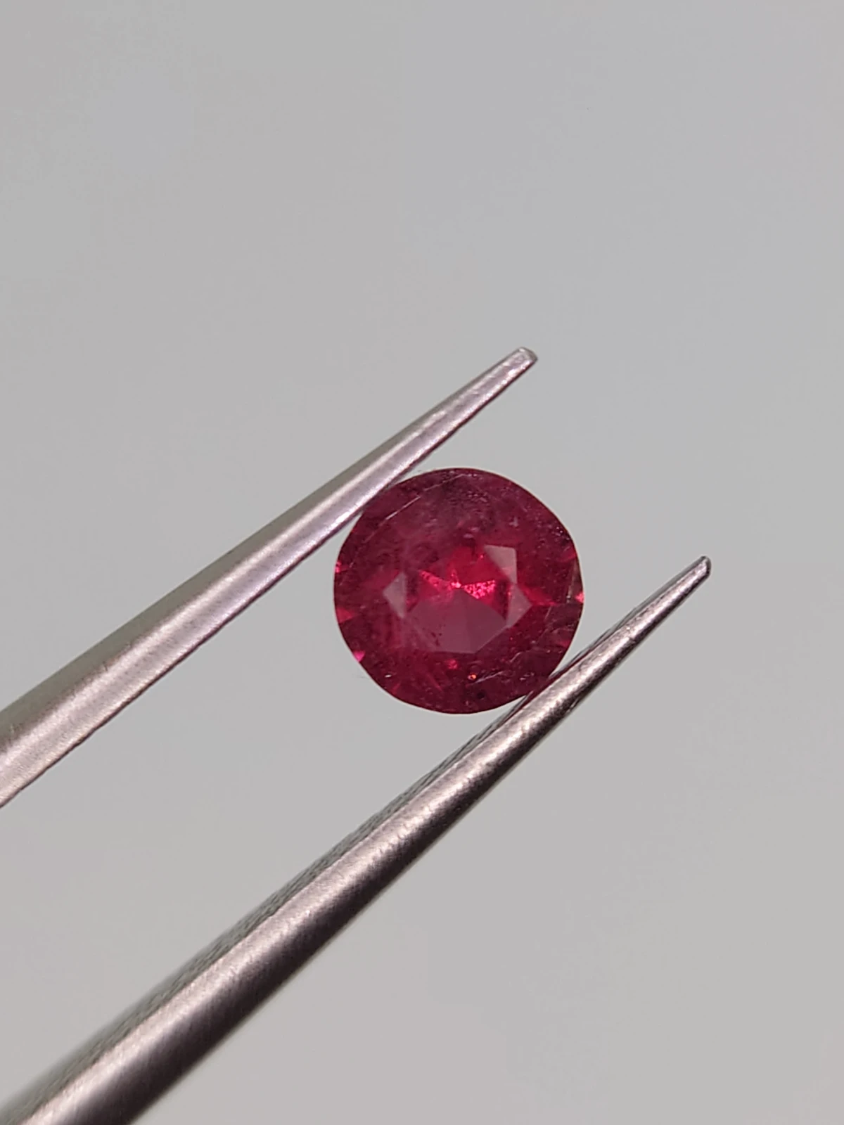 0.54ct Natural Malaya Garnet Faceted Loose Gemstone From Tanzania — view 5
