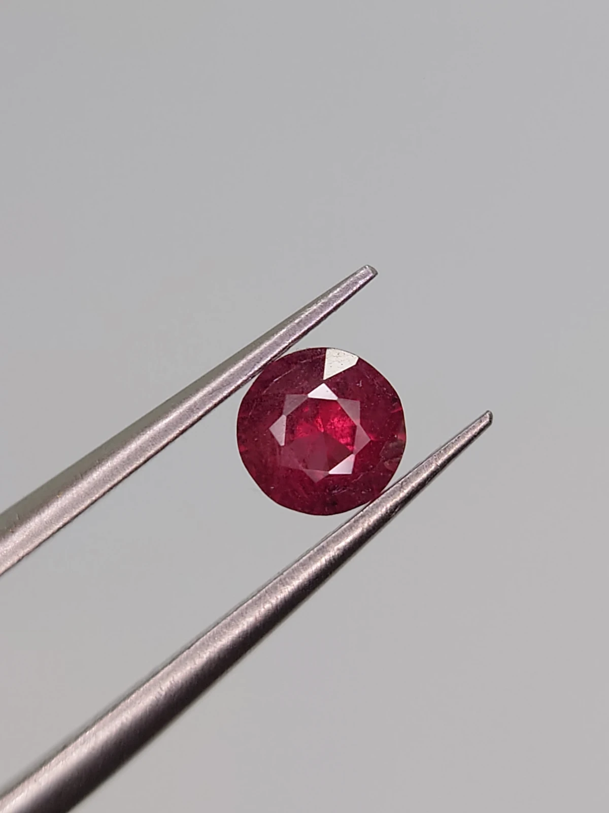 0.54ct Natural Malaya Garnet Faceted Loose Gemstone From Tanzania — view 6