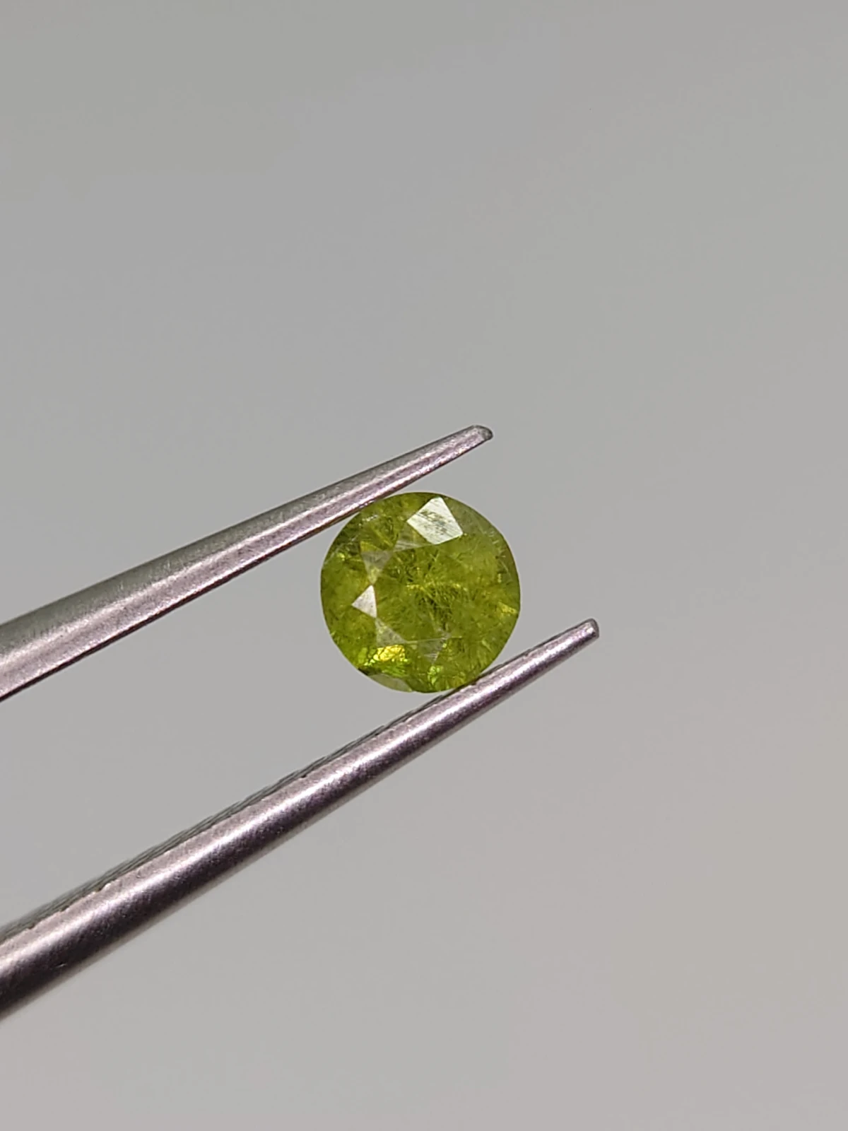 0.28ct Natural Demantoid Garnet Round Cut Faceted Loose Gemstone From Pakistan — view 2
