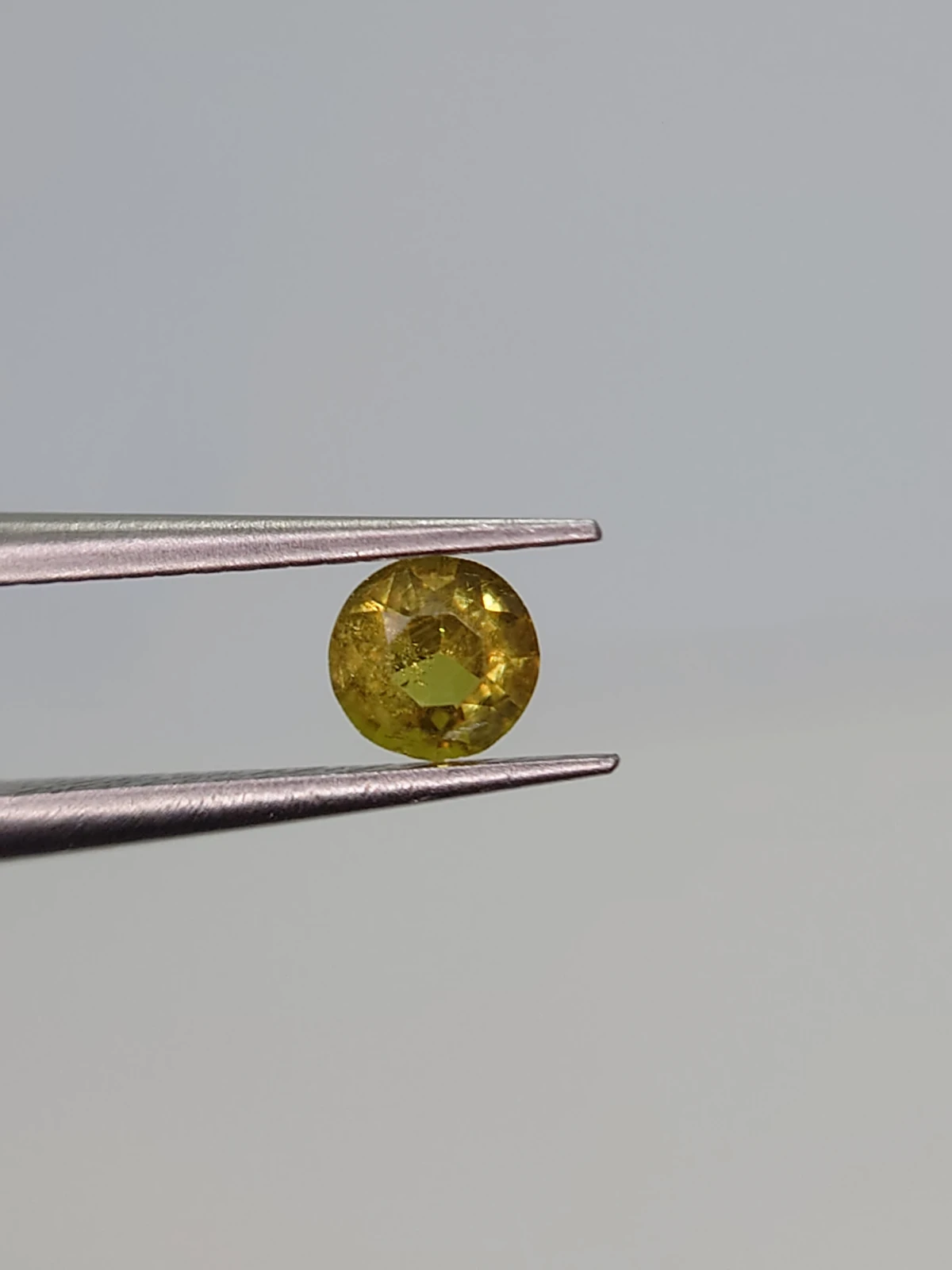 0.26ct Natural Demantoid Garnet Round Cut Faceted Loose Gemstone From Pakistan — view 5