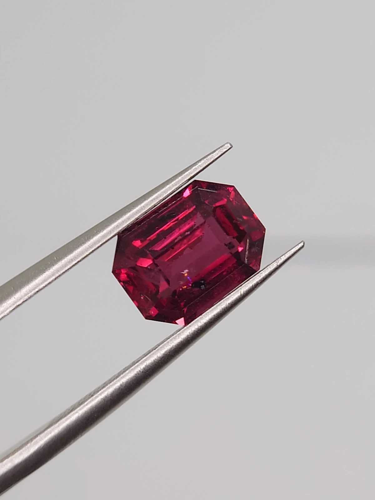 3ct Natural Malaya Garnet Cushion Cut Faceted Loose Gemstone From Tanzania — view 1