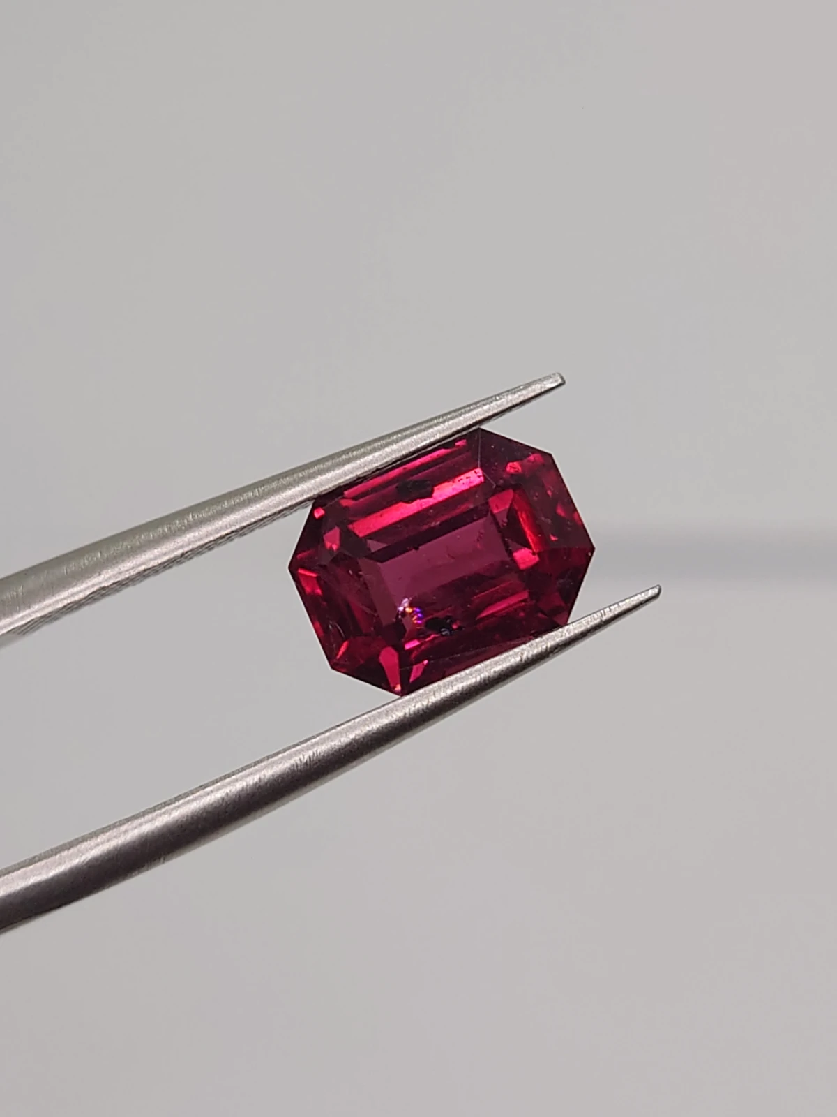 3ct Natural Malaya Garnet Cushion Cut Faceted Loose Gemstone From Tanzania — view 4