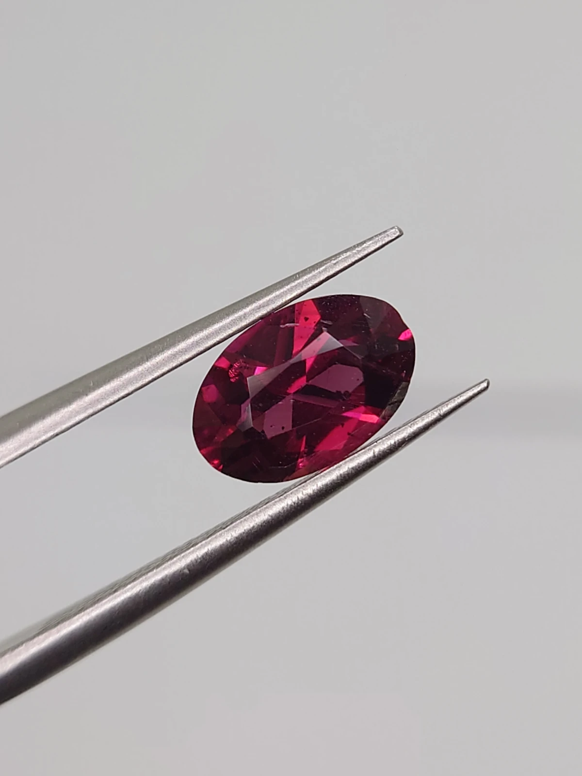 1.53ct Natural Malaya Garnet Faceted Loose Gemstone From Tanzania — view 1