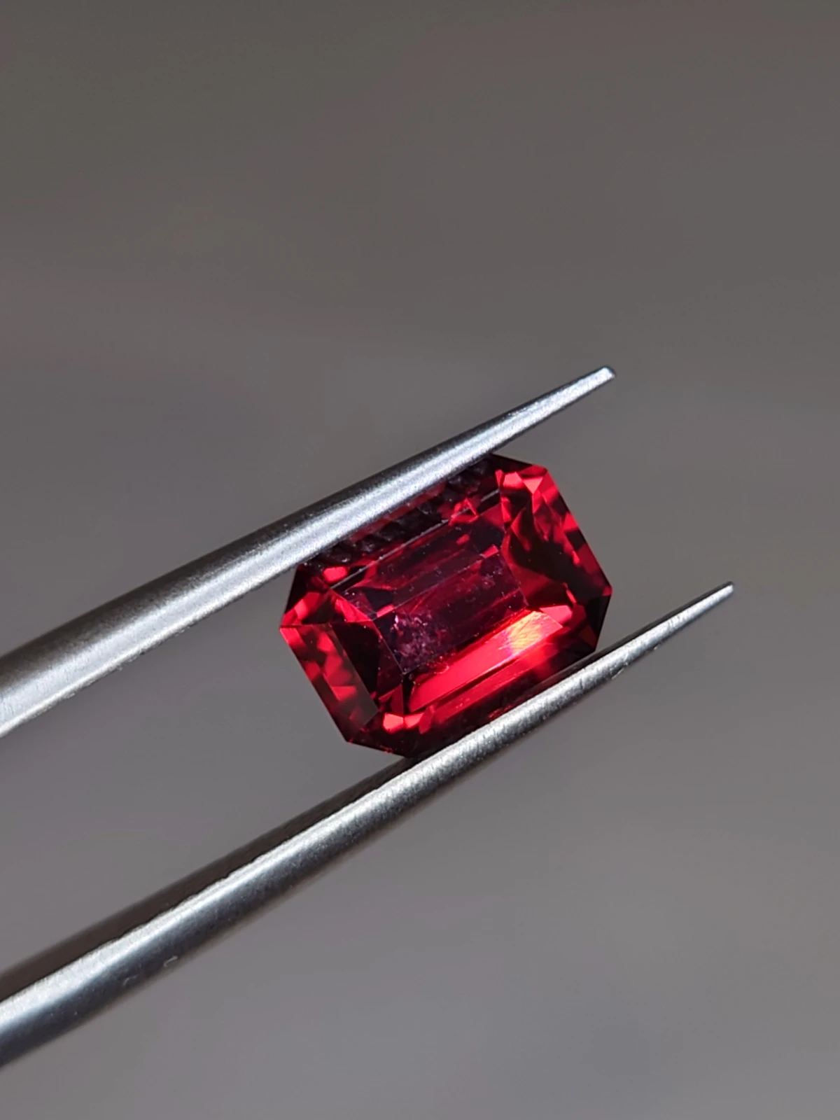 2.31ct Natural Malaya Garnet Cushion Cut Faceted Loose Gemstone From Tanzania — view 3