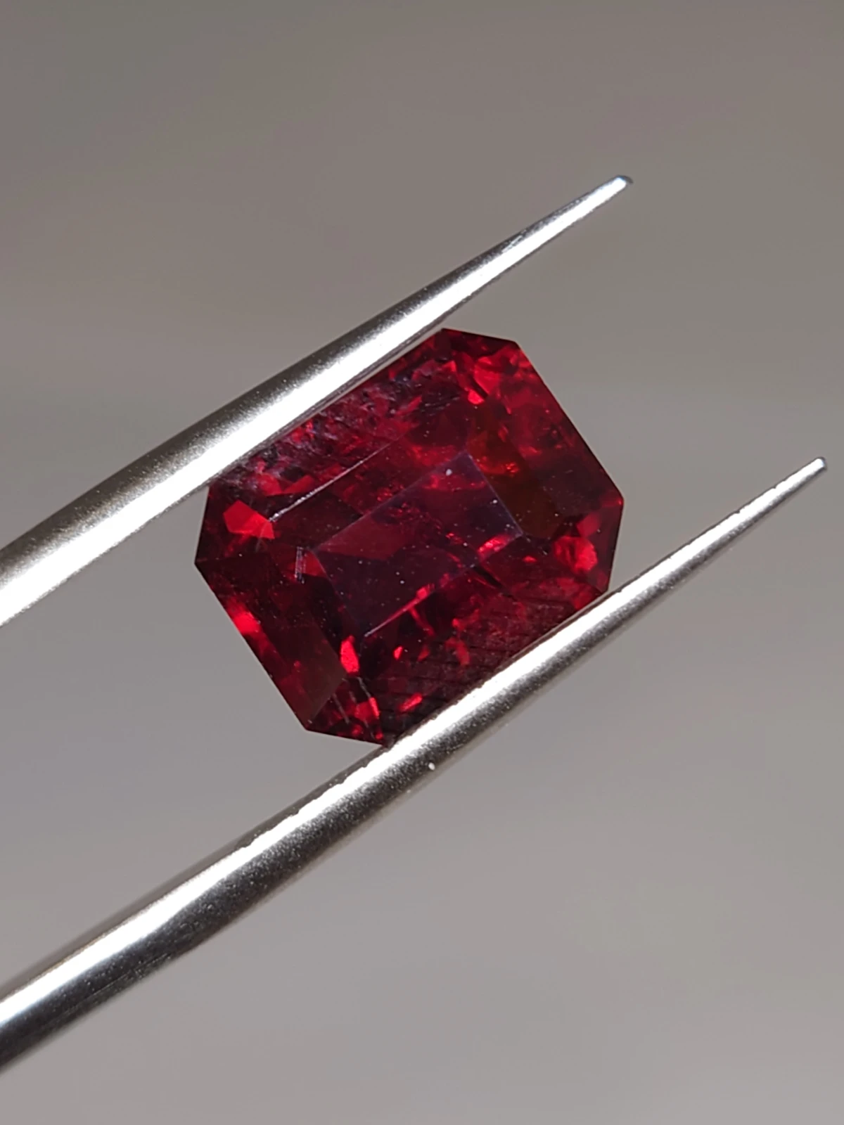 5.93ct Natural Malaya Garnet Cushion Cut Faceted Loose Gemstone From Tanzania — view 3