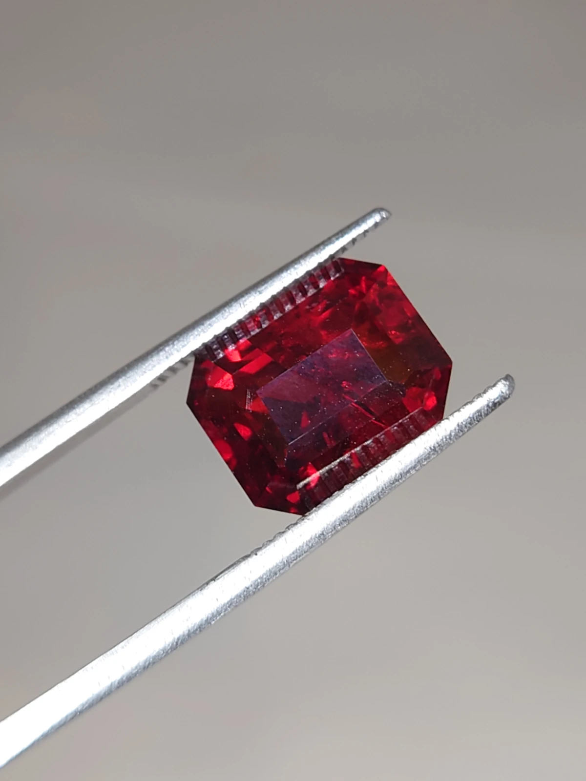 5.93ct Natural Malaya Garnet Cushion Cut Faceted Loose Gemstone From Tanzania — view 4